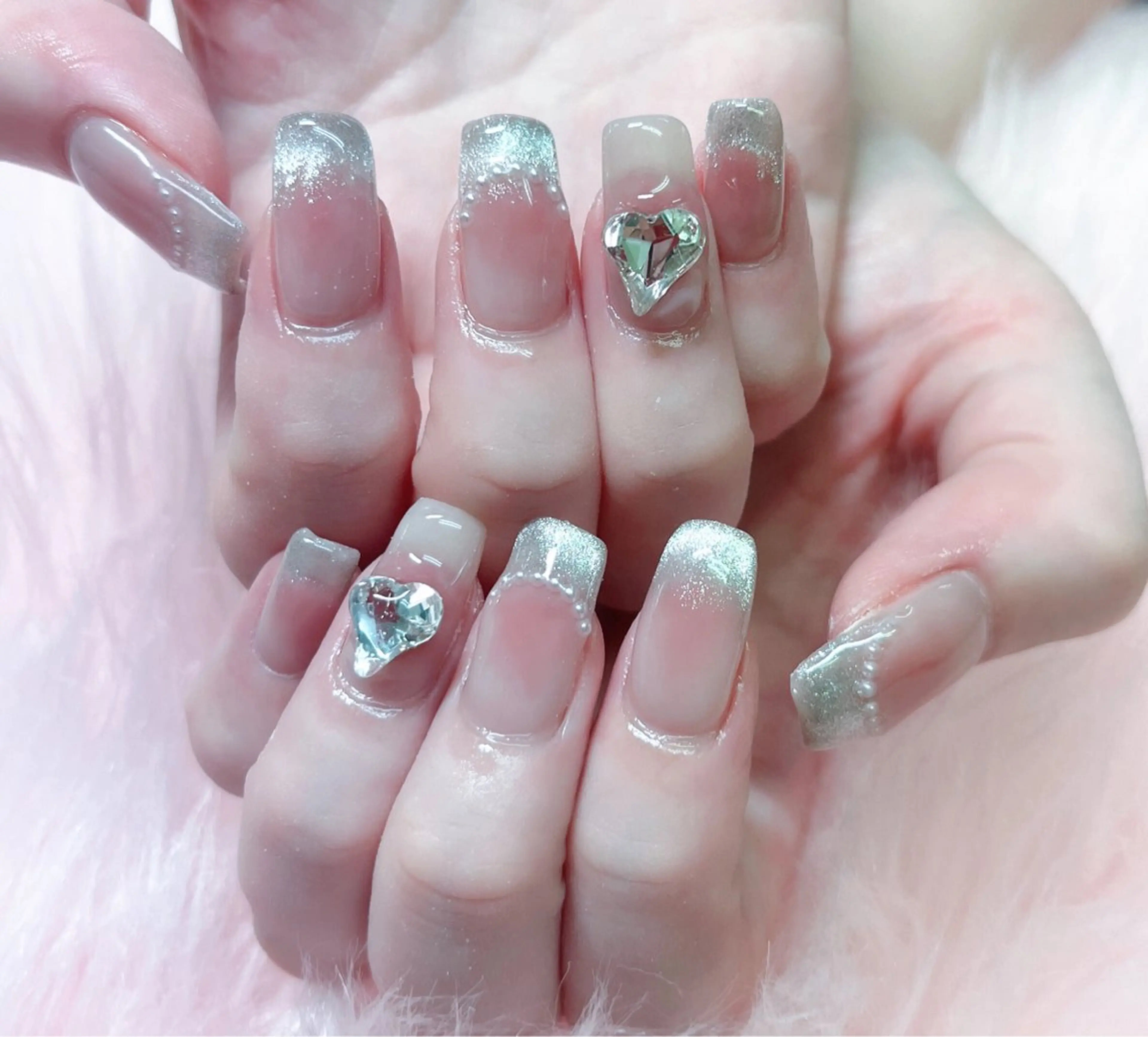 ネイル ハンドネイル MoonNail ユリ🌸のネイルデザイン