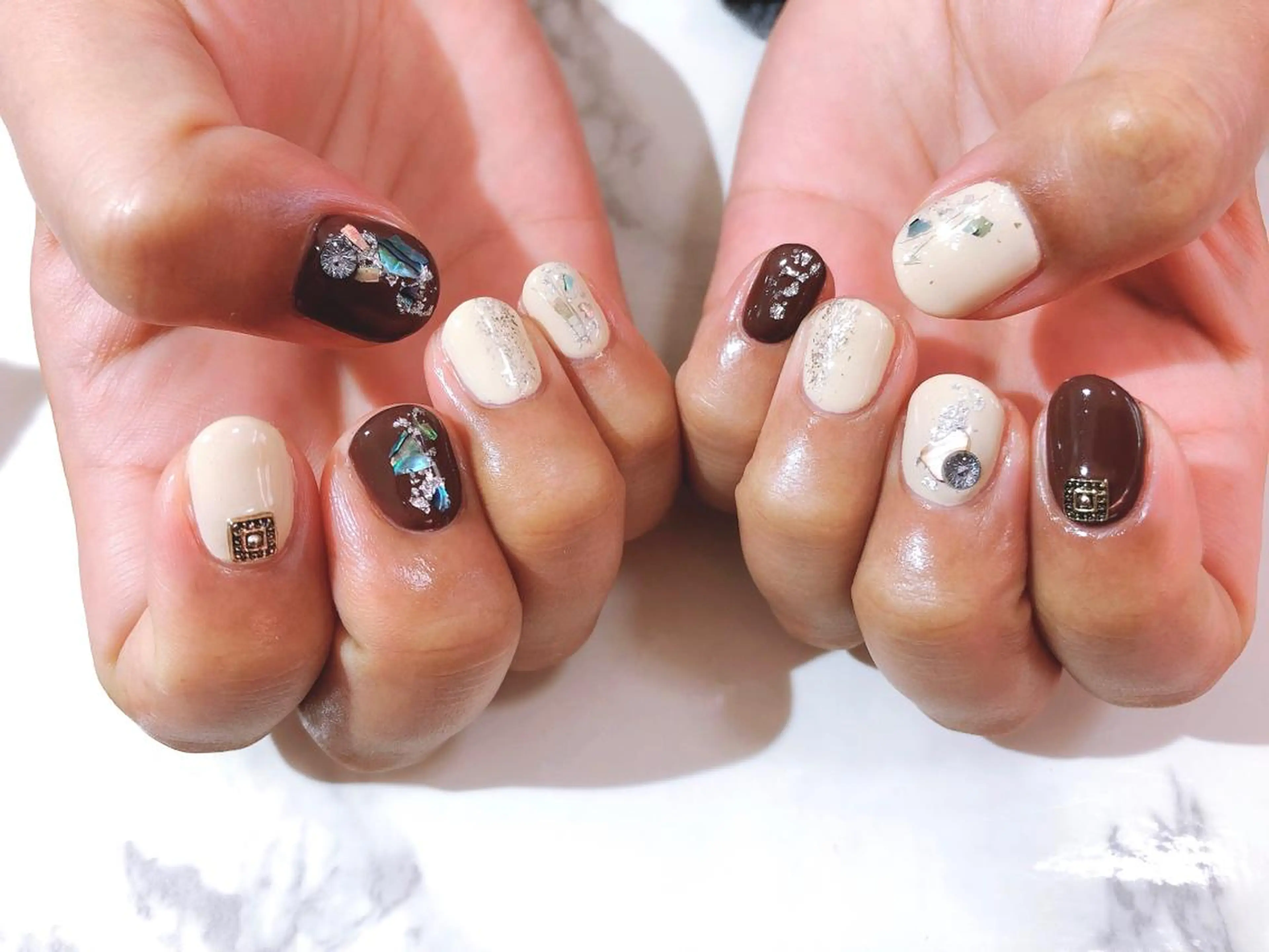 ネイル 持ち込み Regaro i.sのネイルデザイン