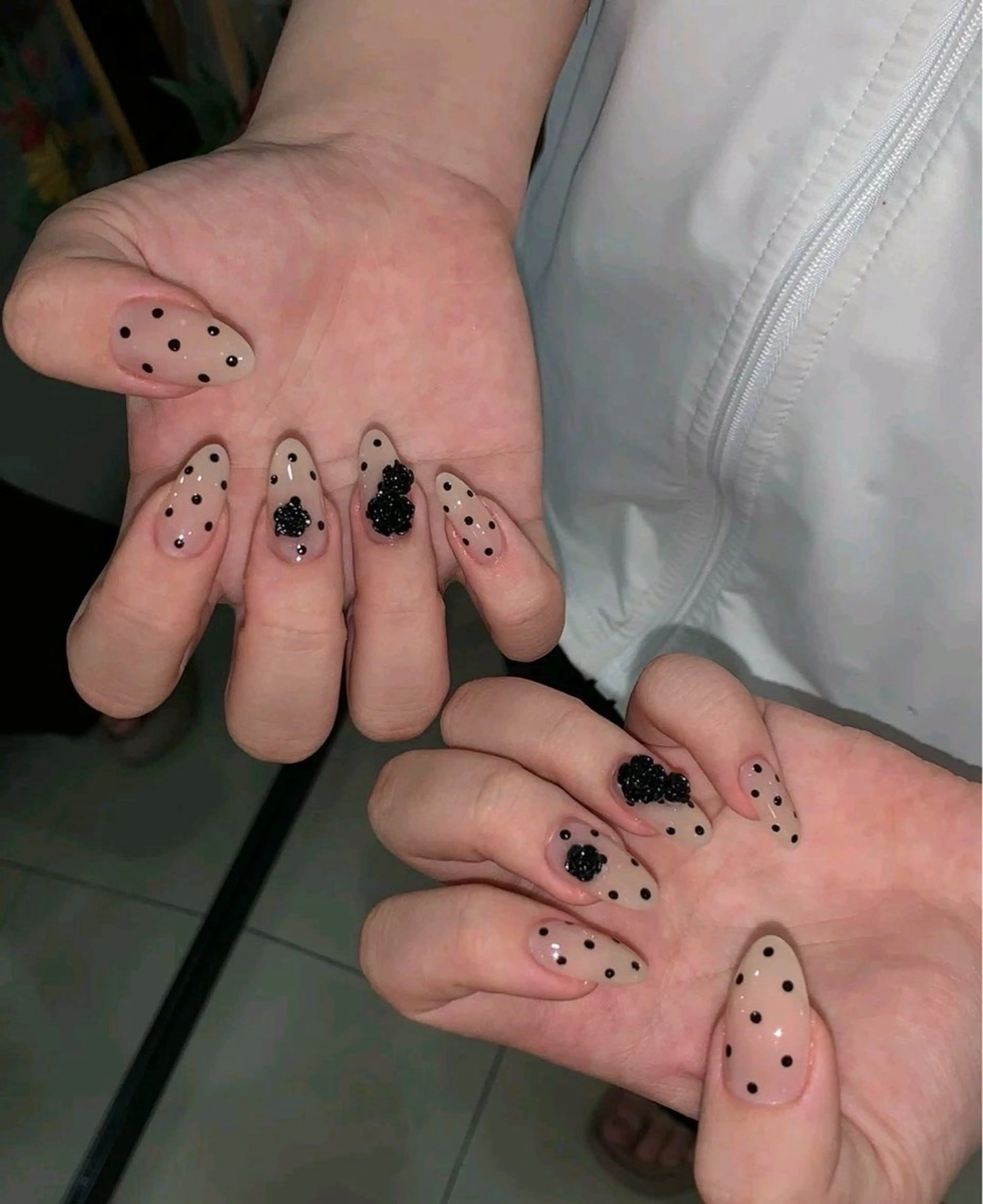 ネイル フレンチネイル グラデーション 韓国ネイル マグネットネイル ミラーネイル ハンドネイル YURI NAILのネイルデザイン