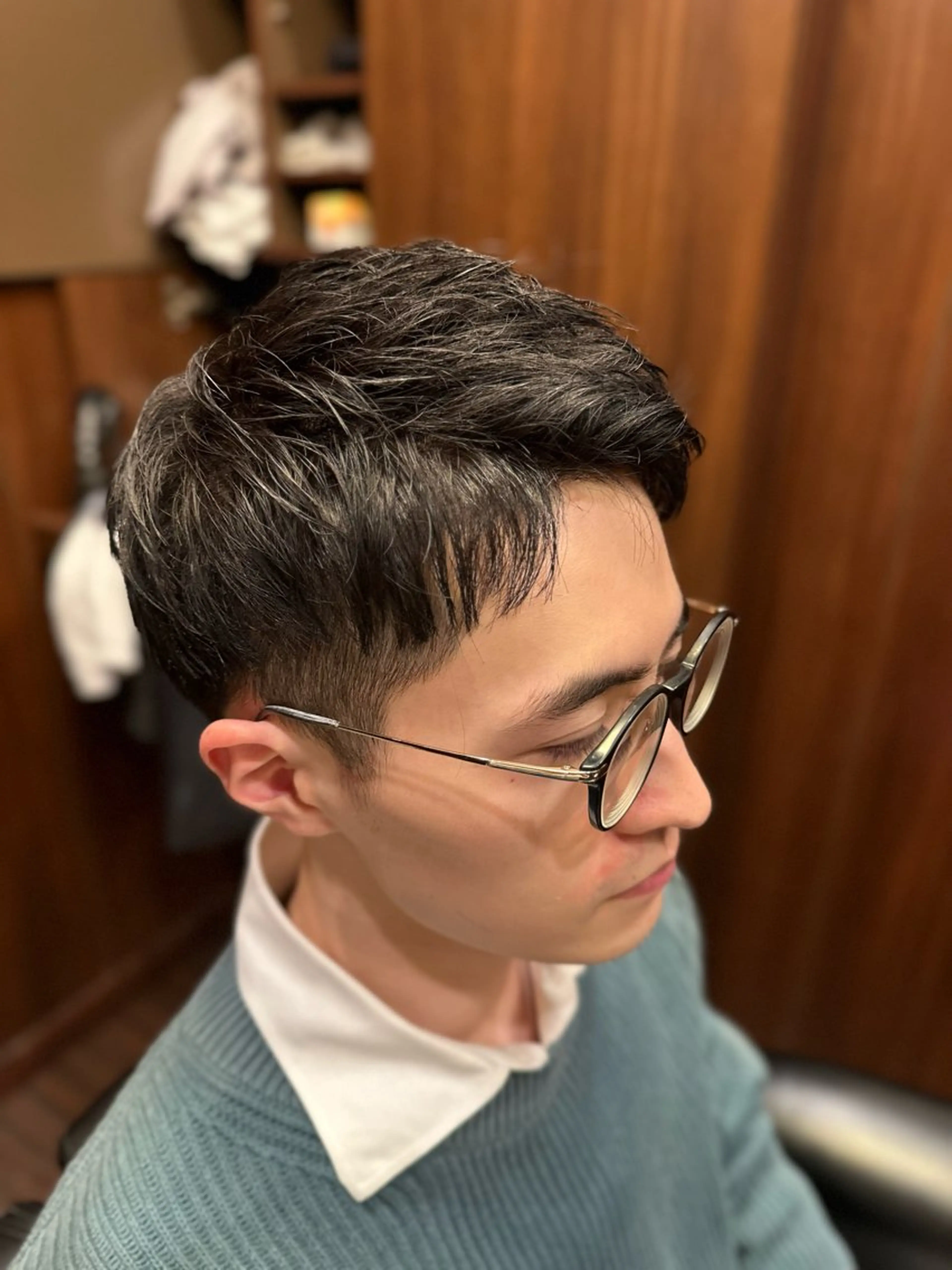 ショート カラー メンズ 深田 千尋のヘアスタイル