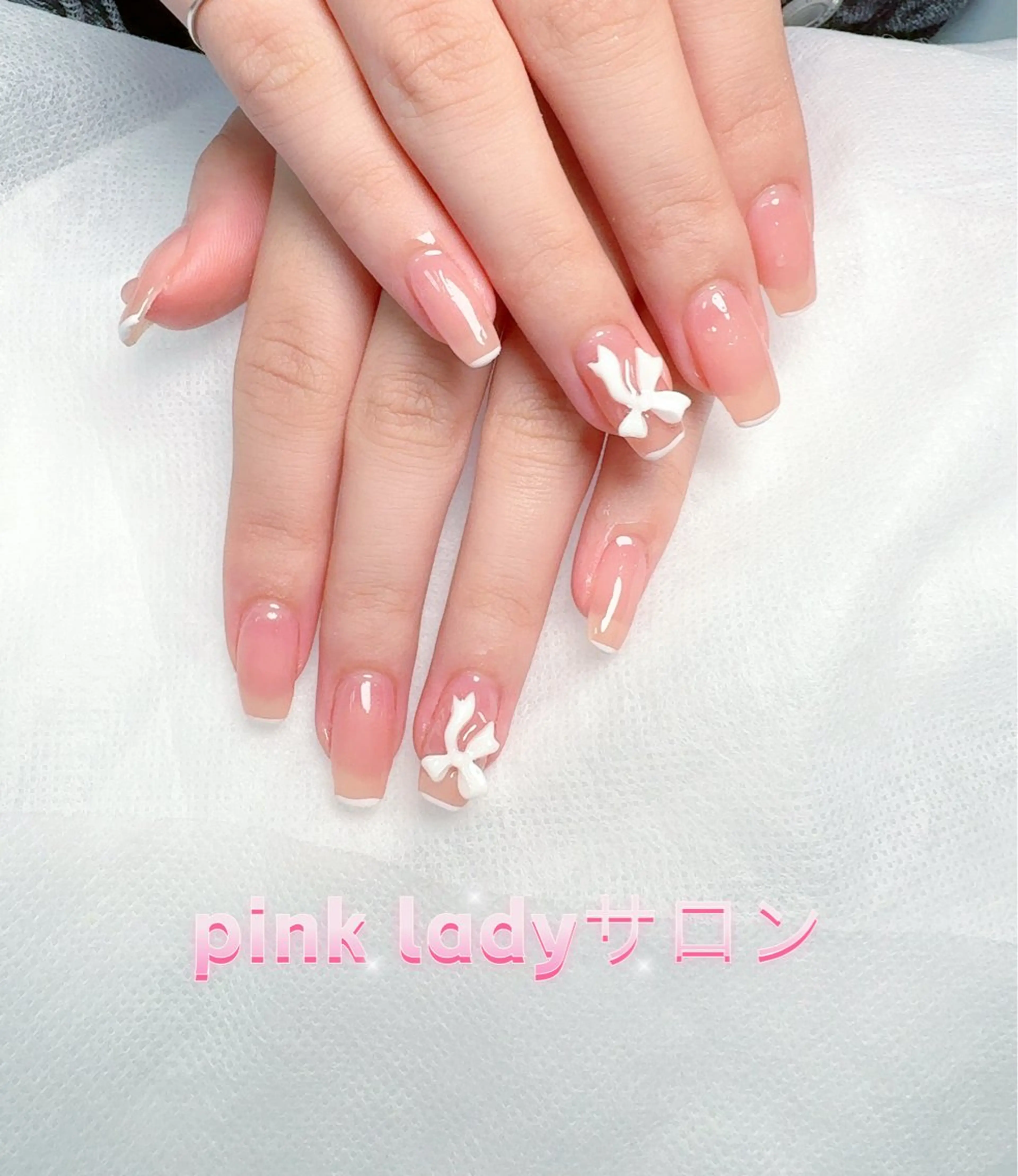 ネイル pink ladyサロン所属・べ にのネイルデザイン