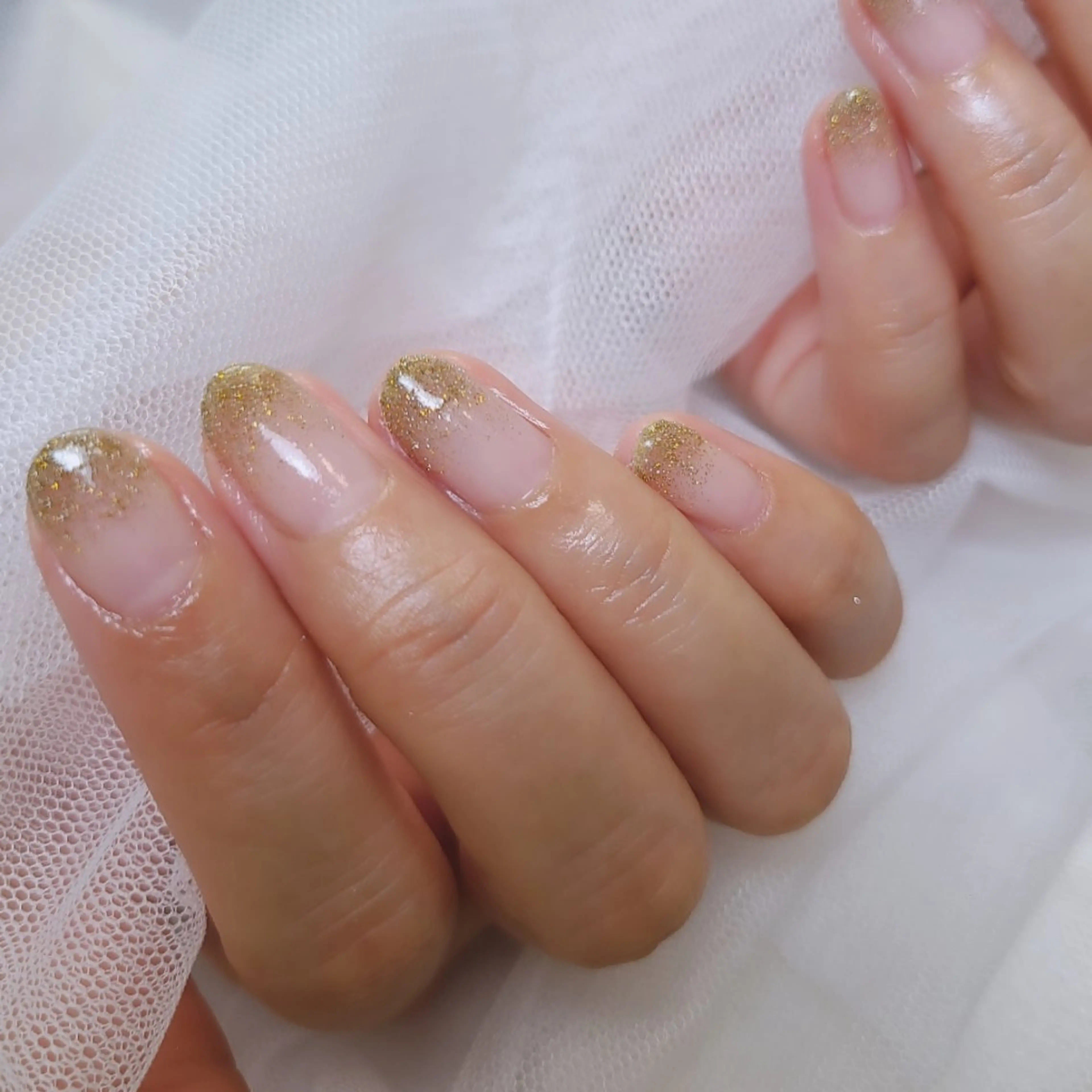 ネイル ジェルネイル グラデーション ラメ(グリッター) ラメグラデーション シンプルネイル Nailroom3  古屋明美のネイルデザイン