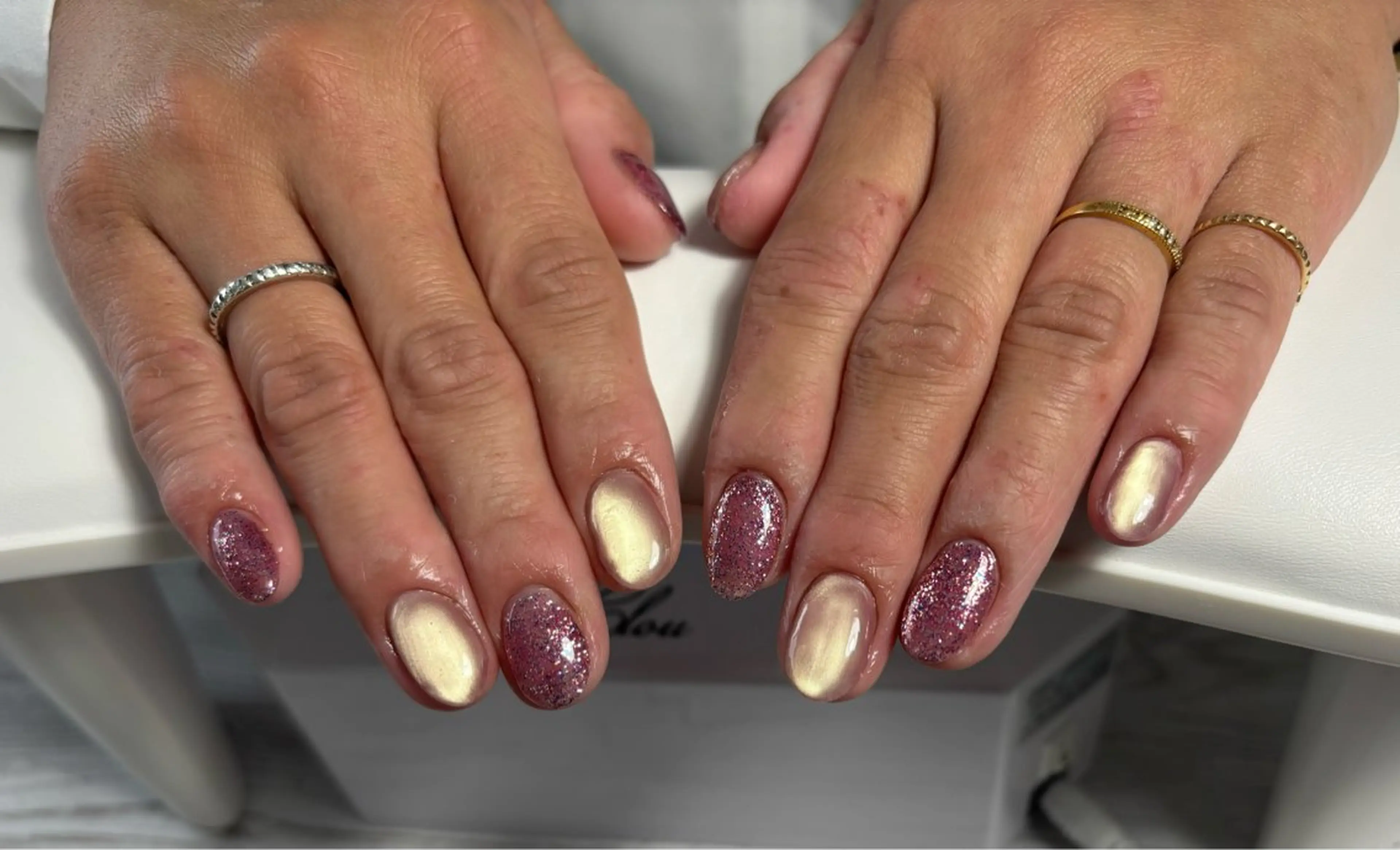 ネイル フラッシュネイル マグネットネイル おそろいネイル ピンク ハンドネイル BONNIE NAILのネイルデザイン