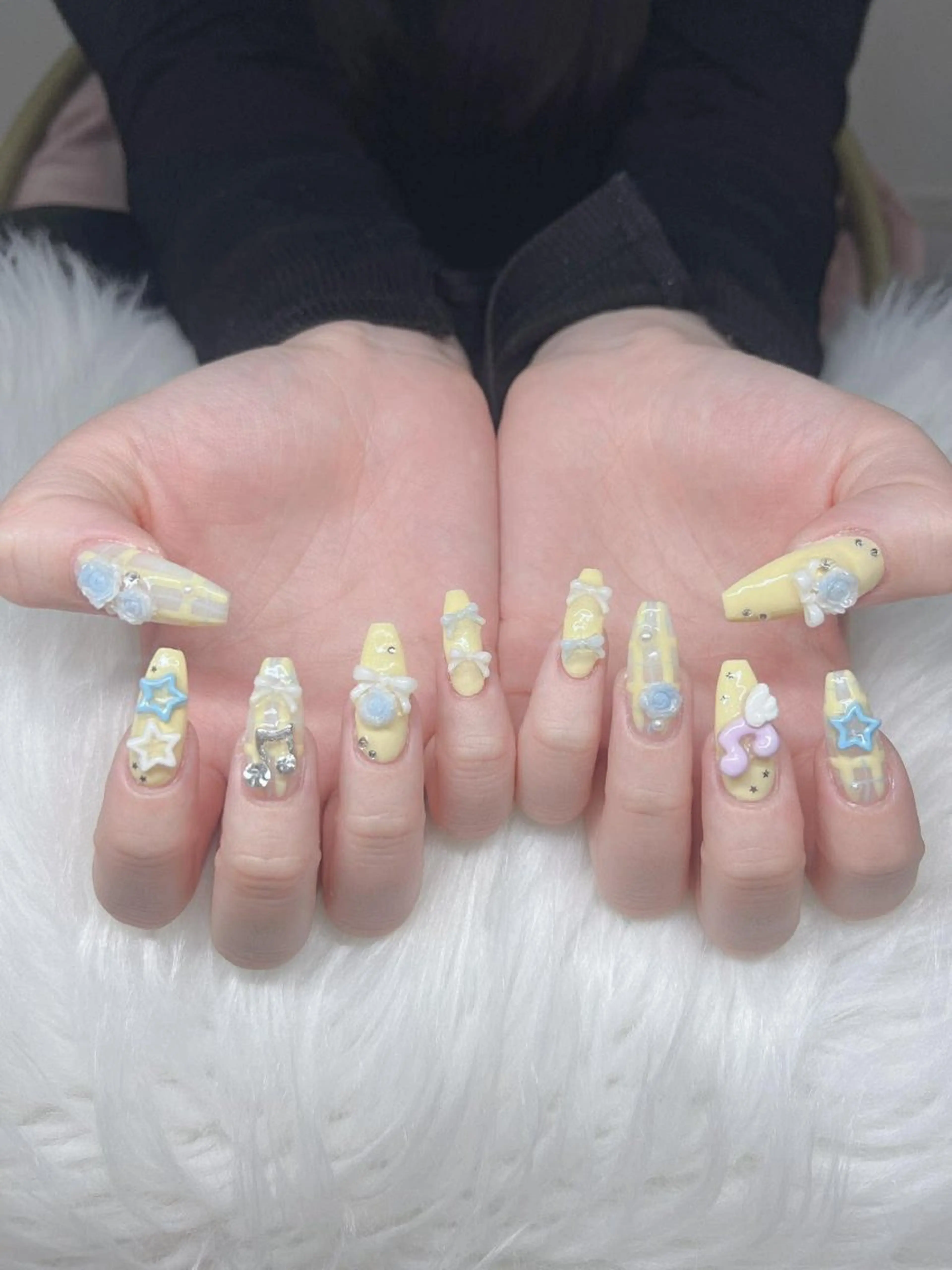 ネイル 長さ出し グラデーション 卒業式 キラキラネイル マグネットネイル ハンドネイル Lee Nailsのネイルデザイン
