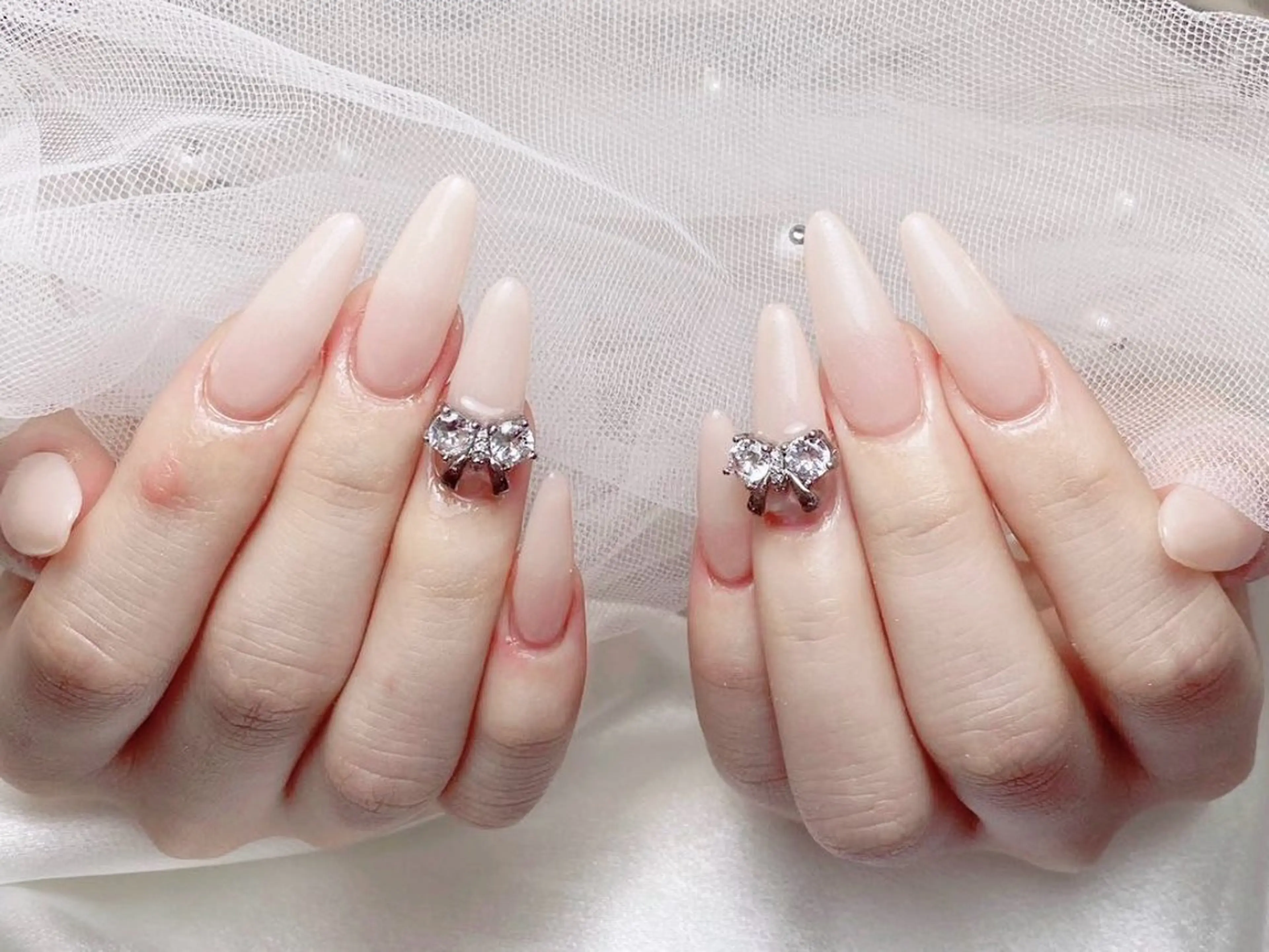 ネイル フレンチネイル ジェルネイル ハート 韓国ネイル マグネットネイル ハンドネイル ネイルサロン lotusのネイルデザイン