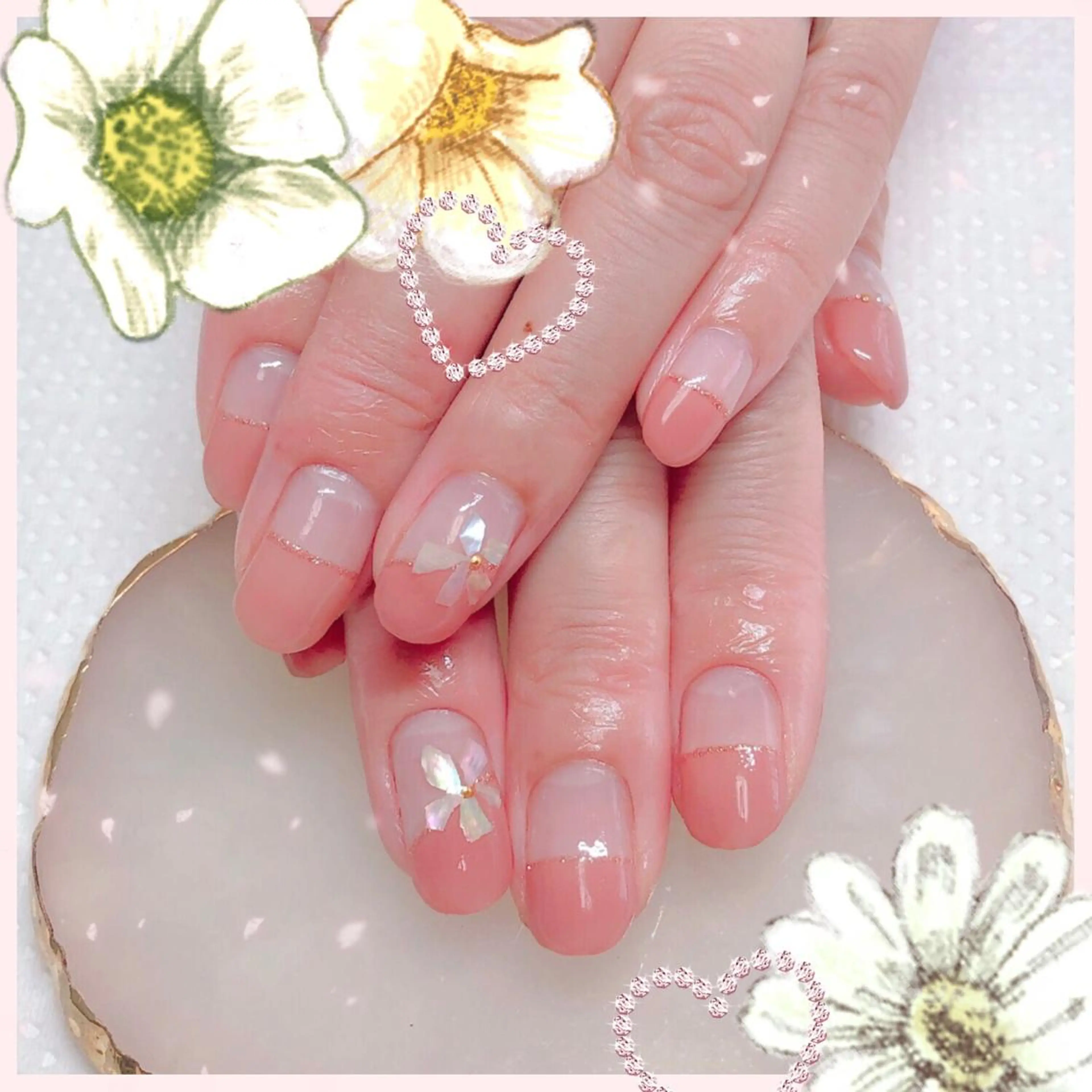 ネイル フレンチネイル ハンドネイル CROWN プライベートサロンのネイルデザイン