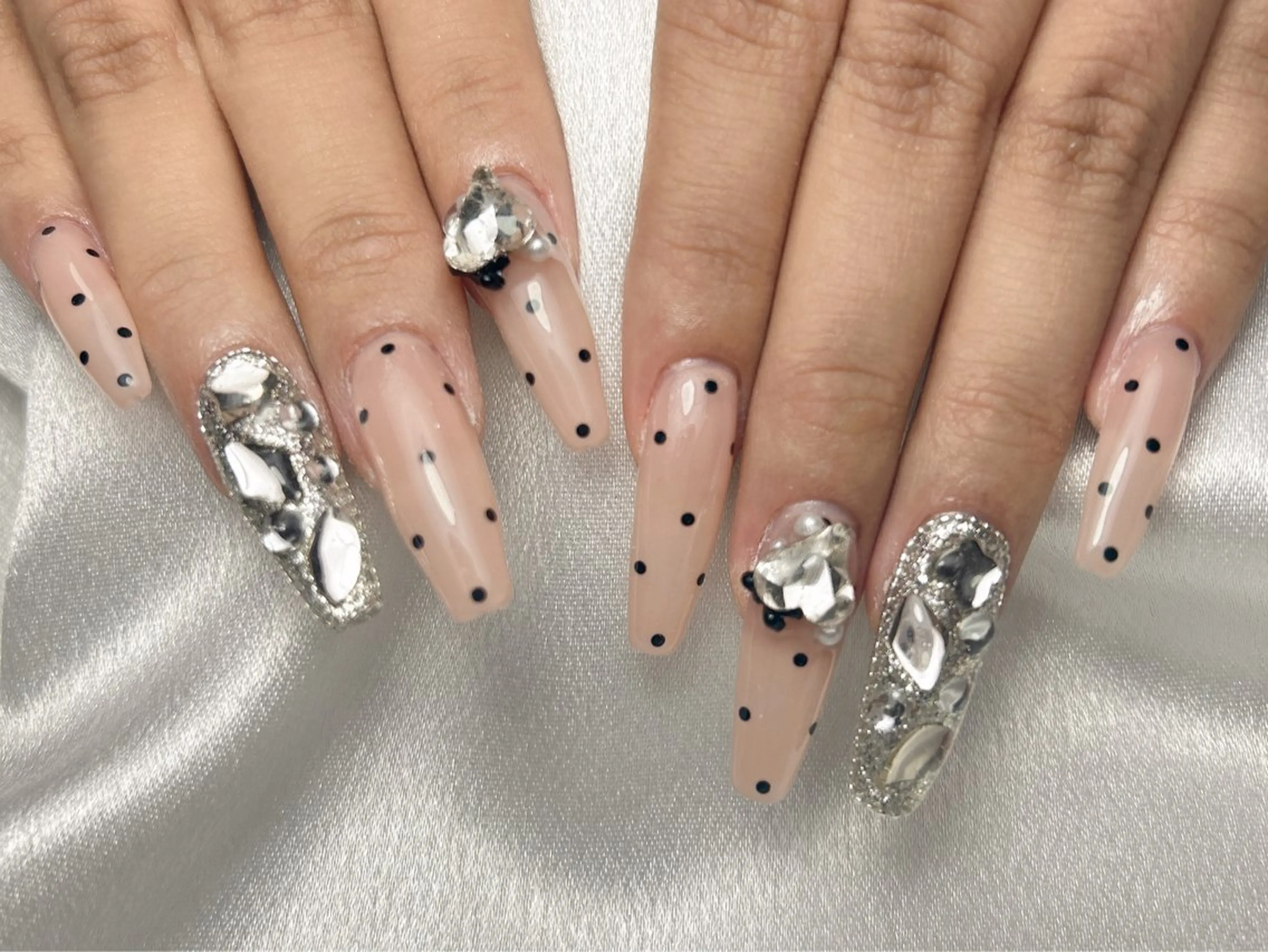 ネイル ハンドネイル ❤️ aura❤️のネイルデザイン