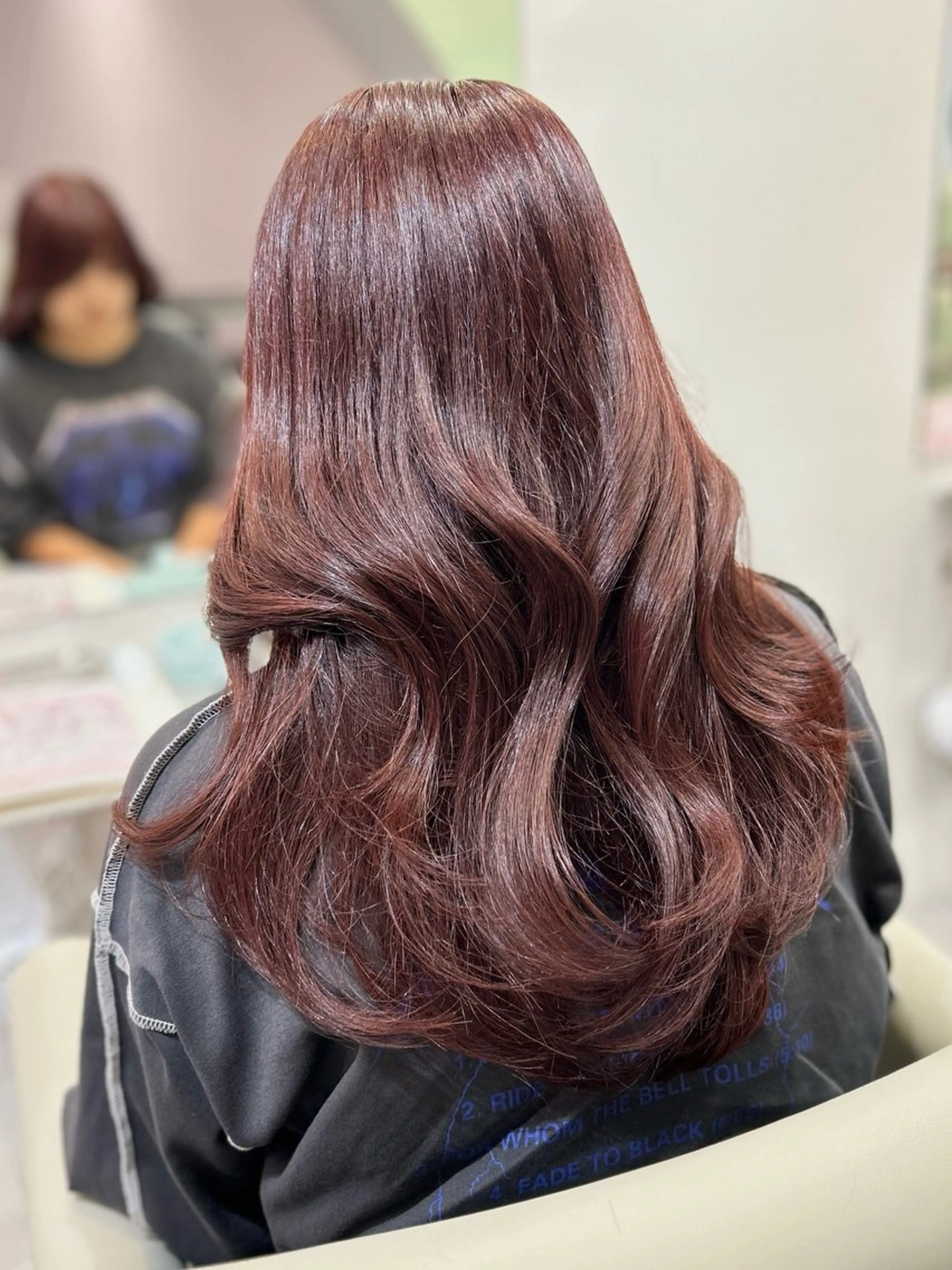 ロング カラー amane໒꒱うる艶 ブリーチ透明感カラーのヘアスタイル