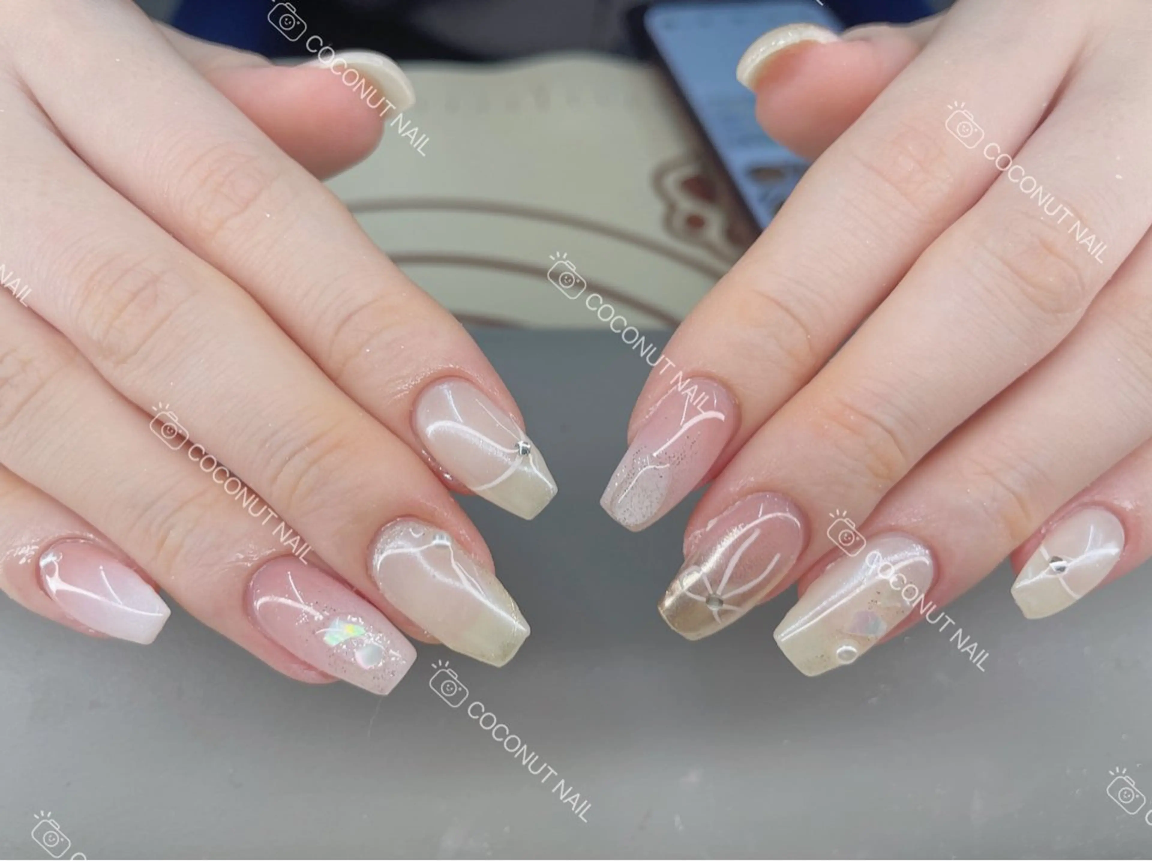 ネイル ハンドネイル 神田 ココナッツのネイルデザイン