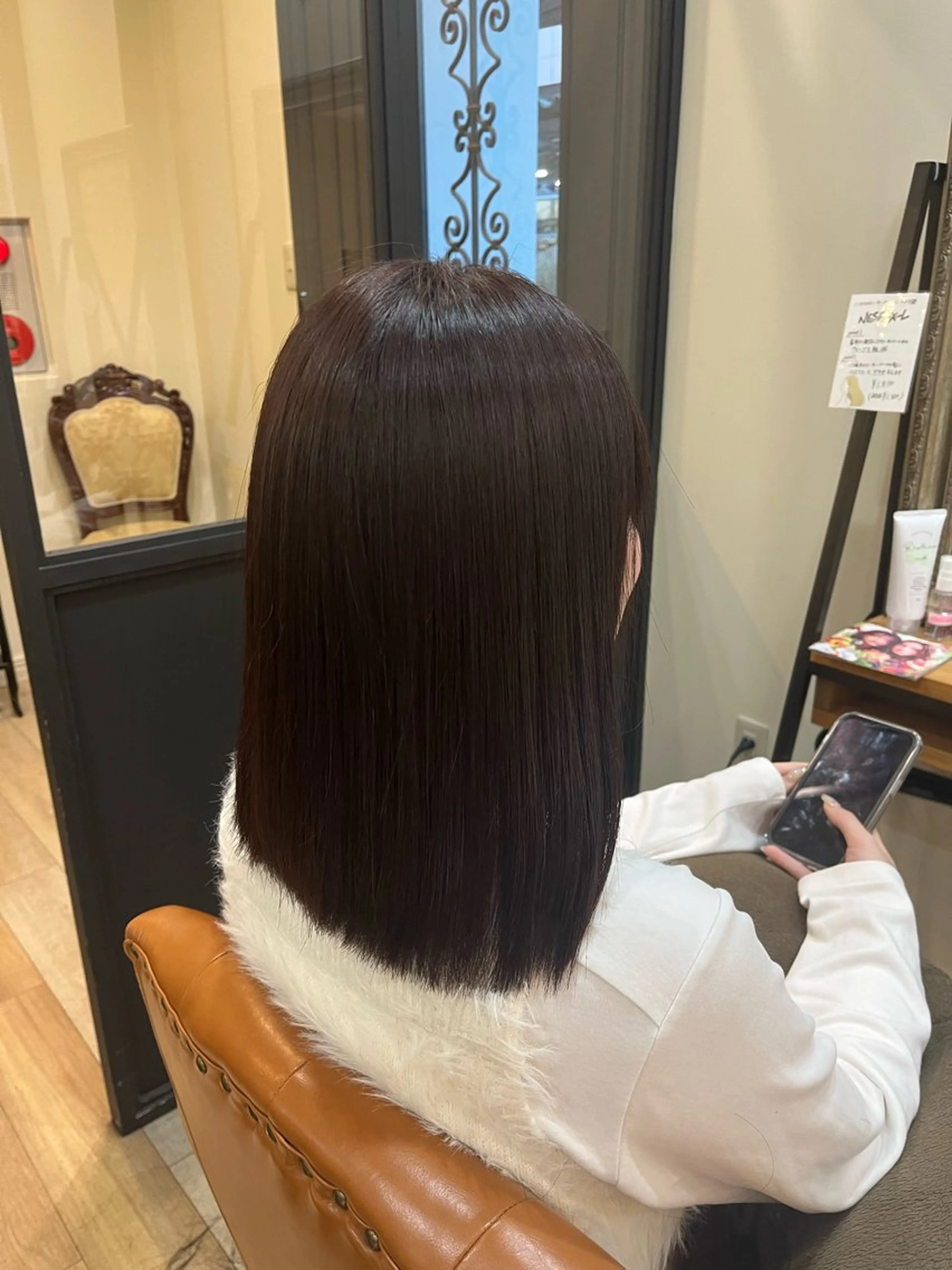 カラー ヘアカラー トリートメント しおり🍬 KOKORO🤍のヘアスタイル