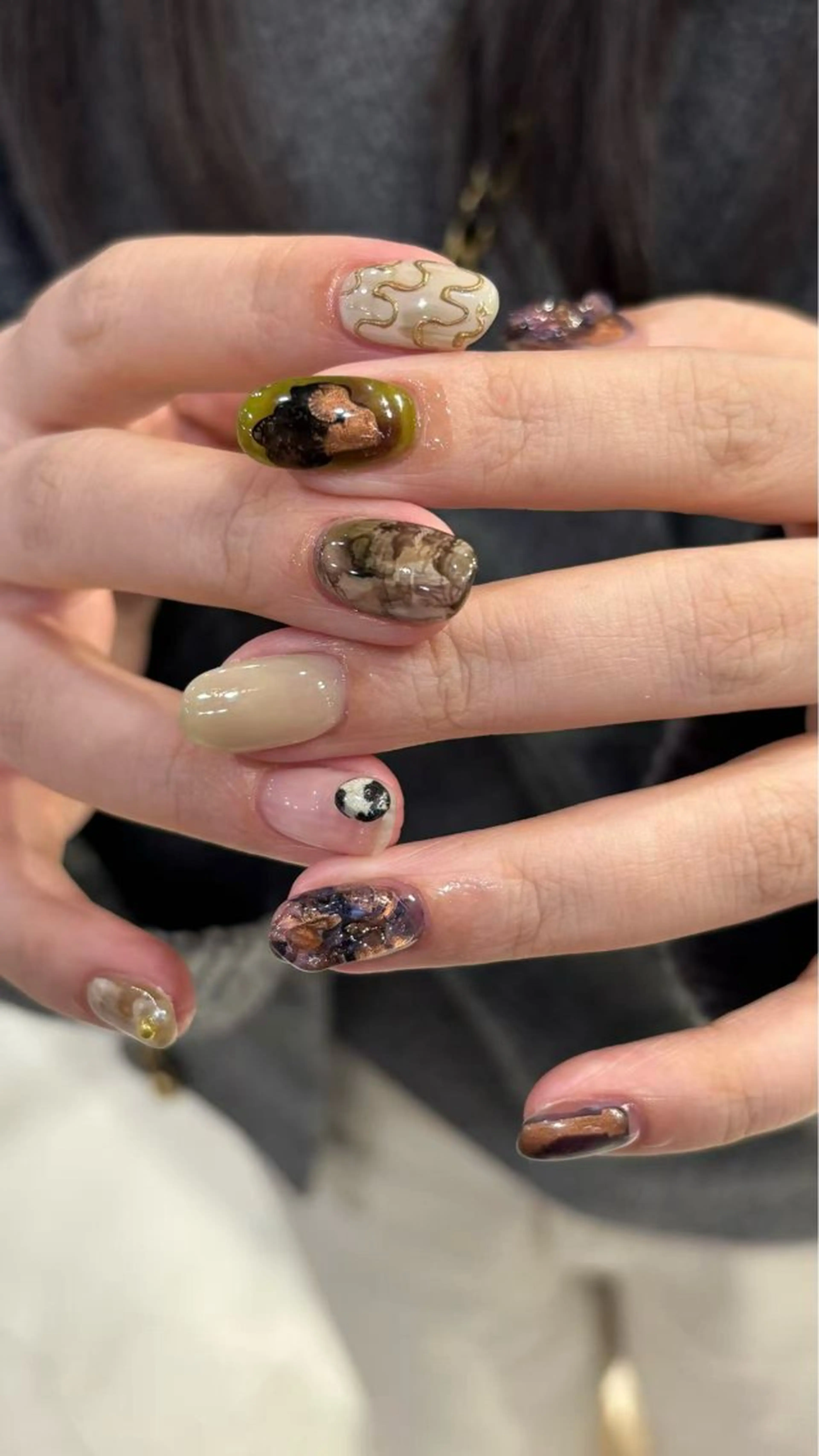 ミディアム めぐみのネイルサロン スタッフ練習のネイルデザイン