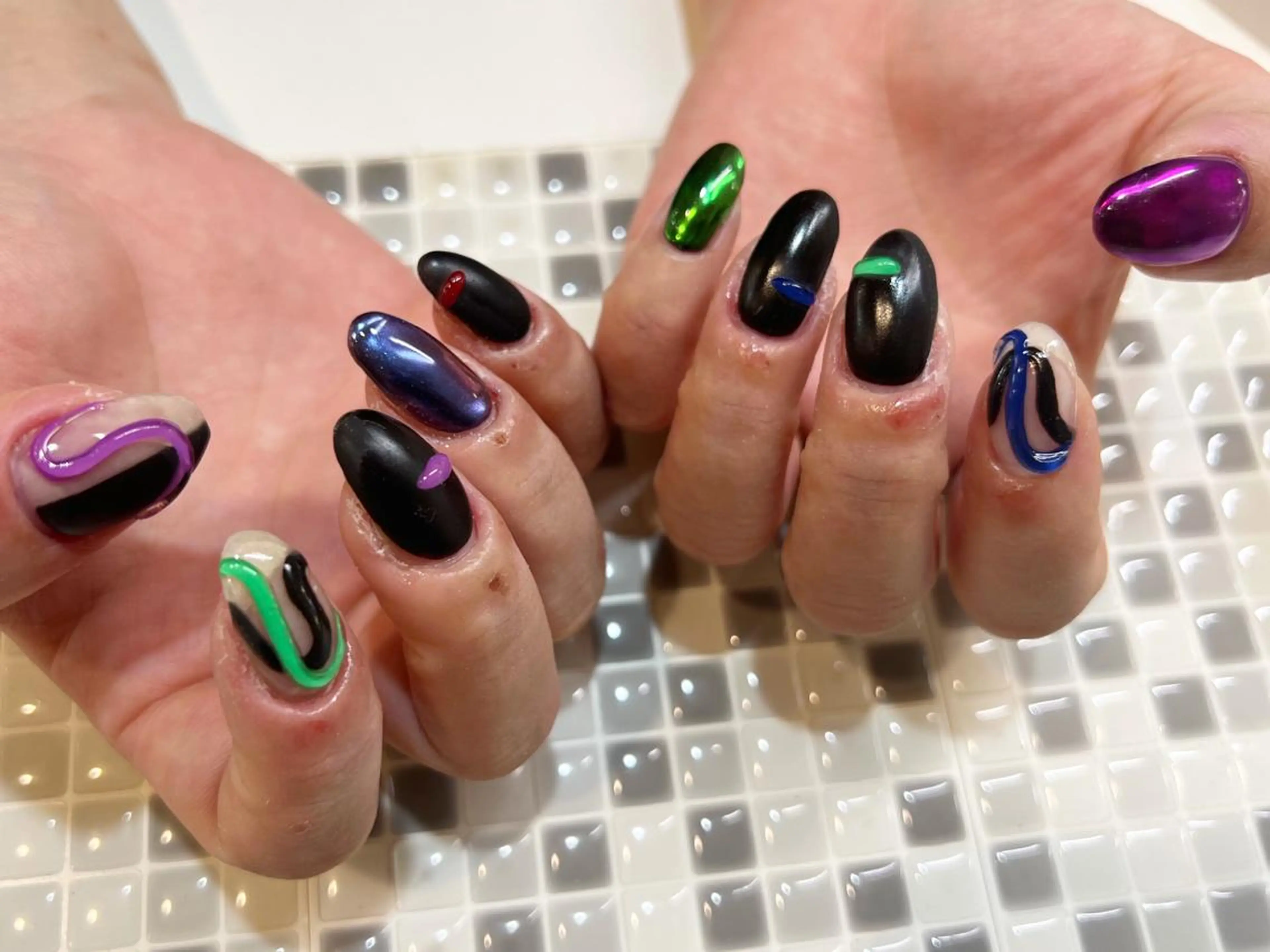 ネイル ミラーネイル nailist yuiのネイルデザイン