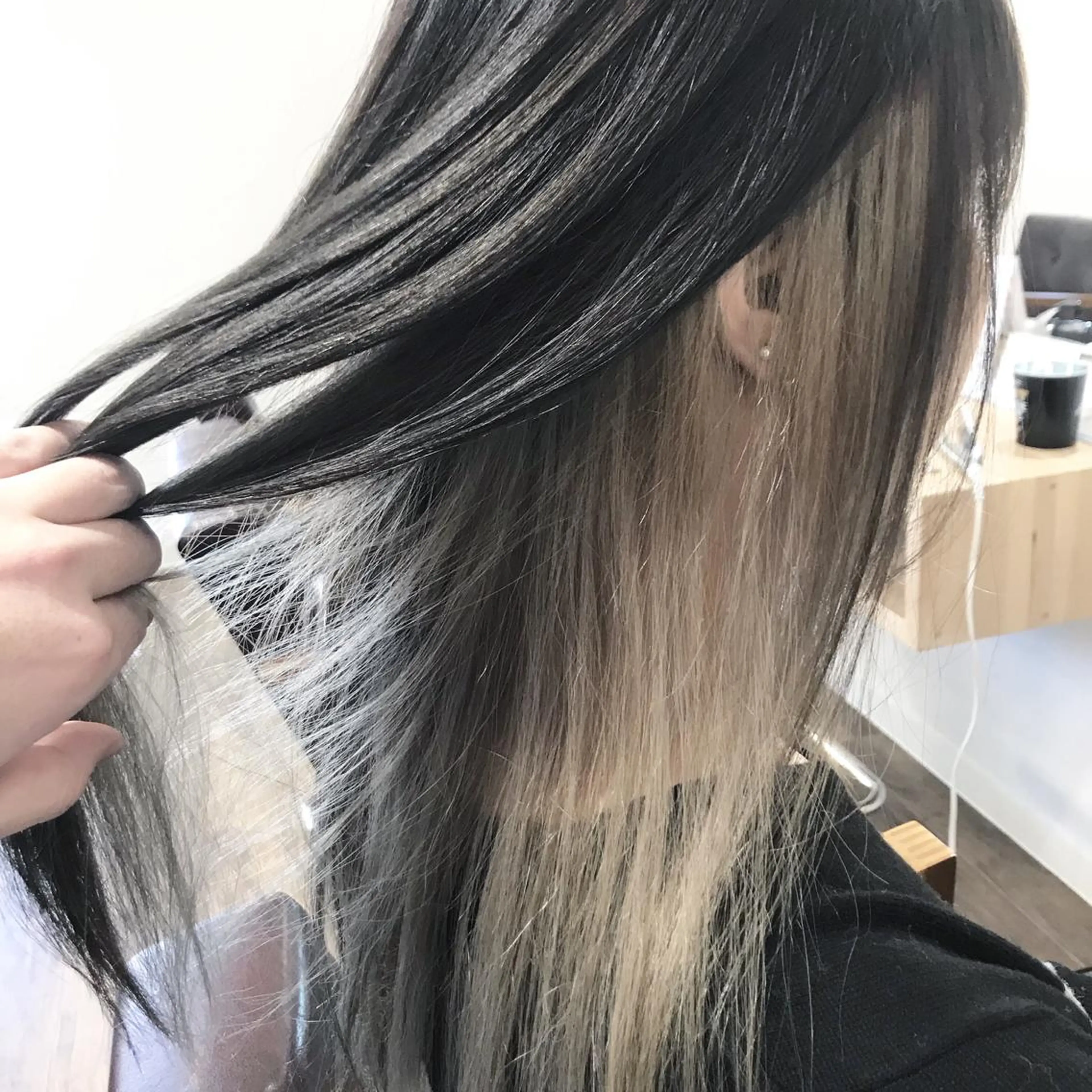 ロング カラー 土屋 貴章のヘアスタイル