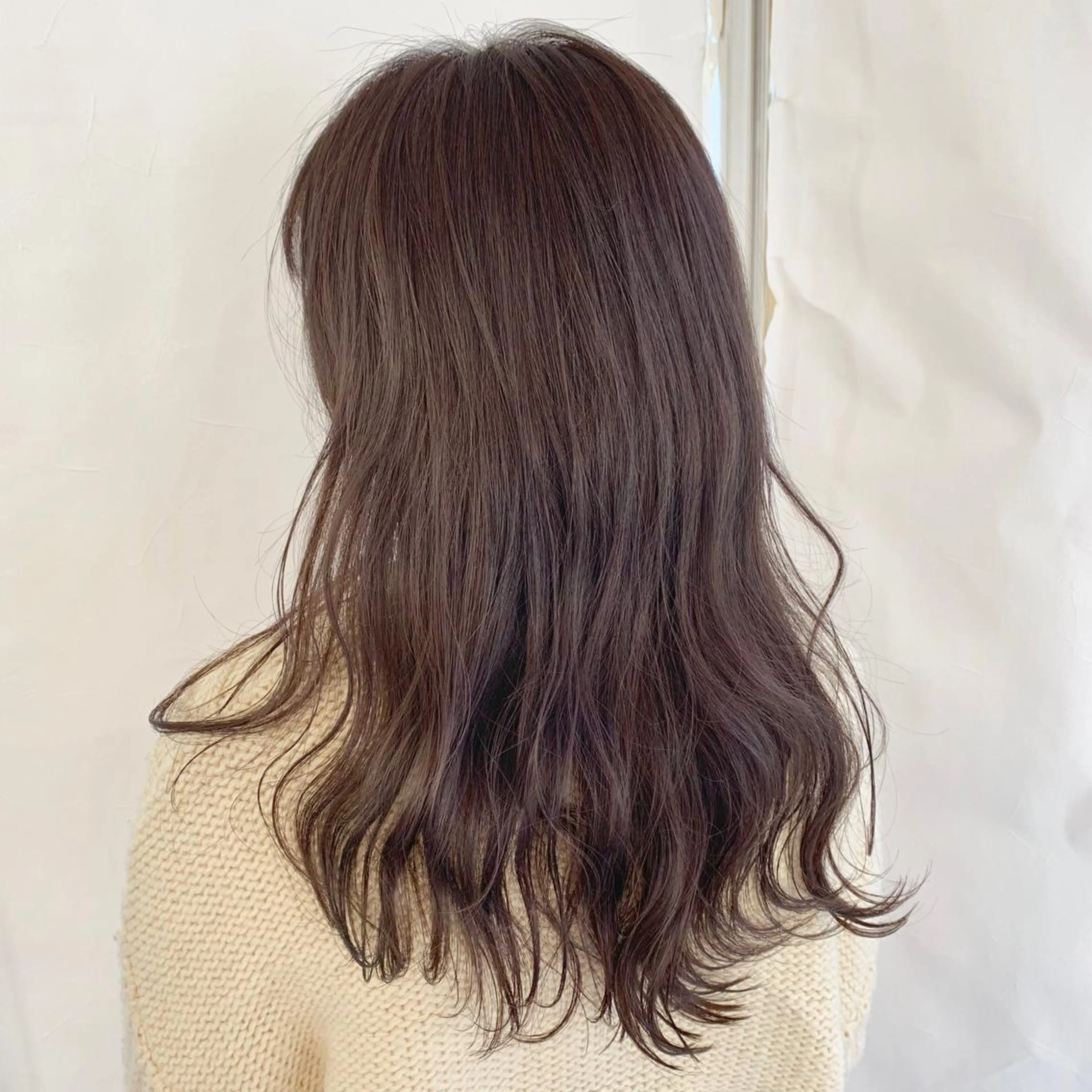 ロング カラー 透明感カラー 加藤 綾華のヘアスタイル