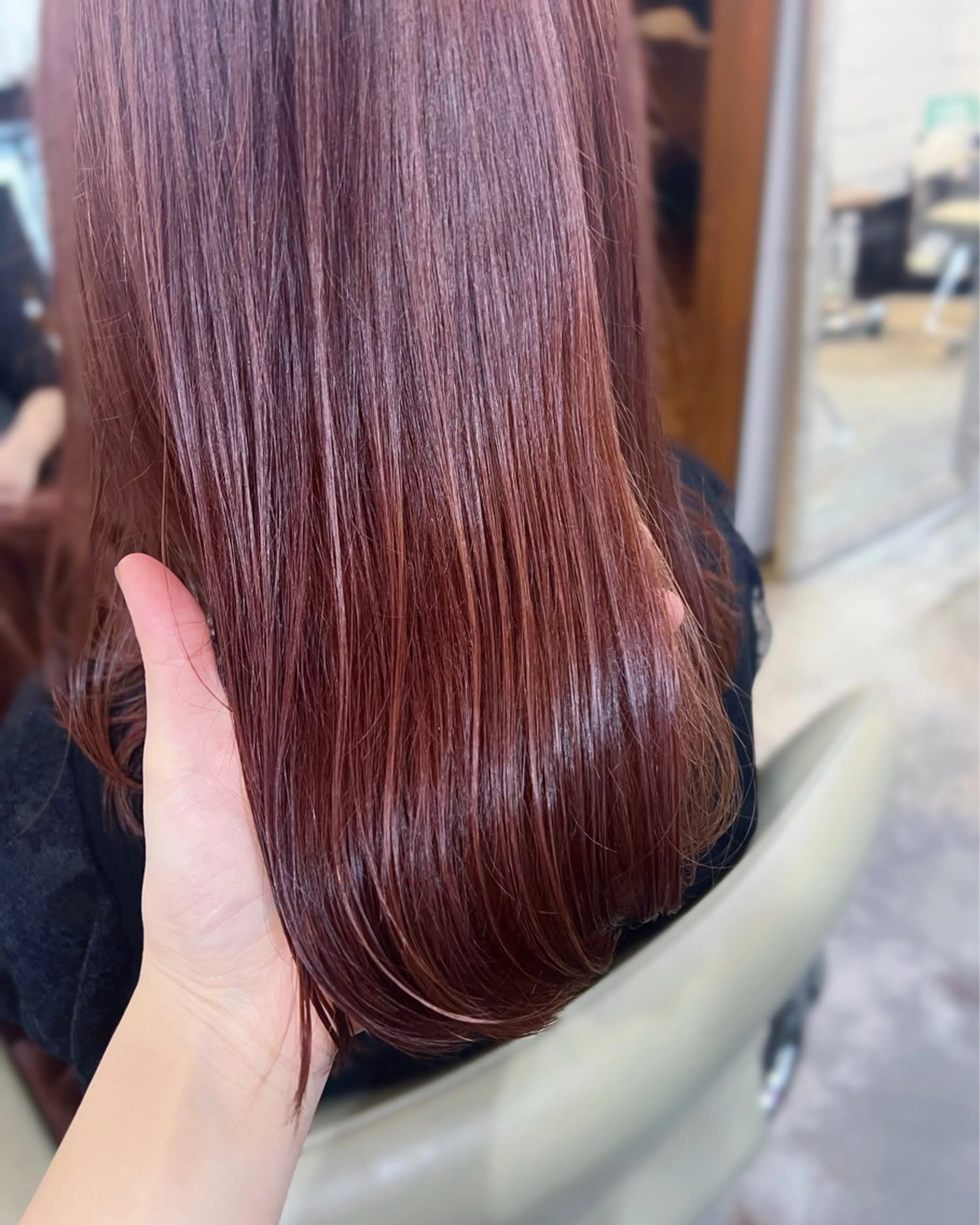 ミディアム カラー 🤍 akaneのヘアスタイル