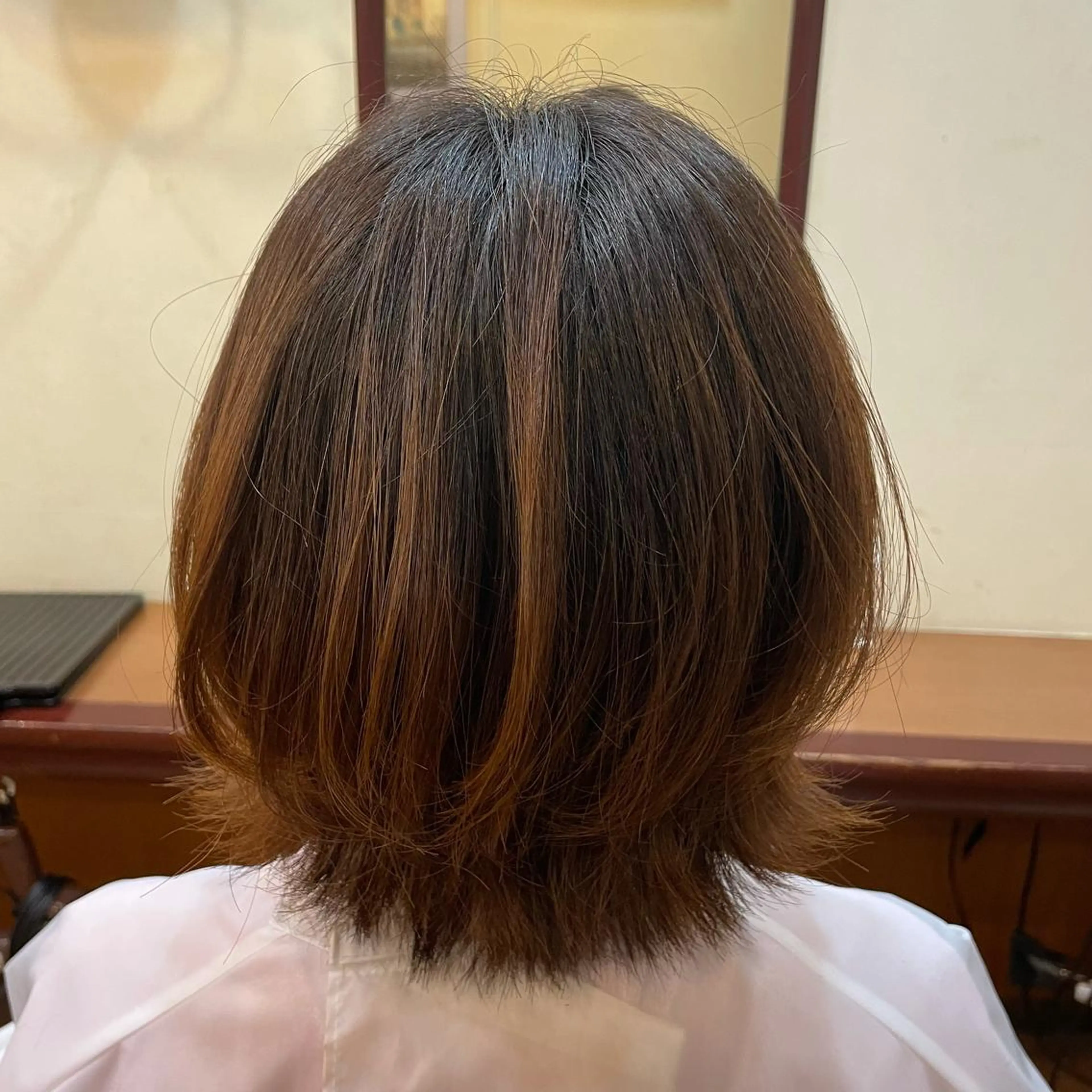 ミディアム 三上 諒のヘアスタイル