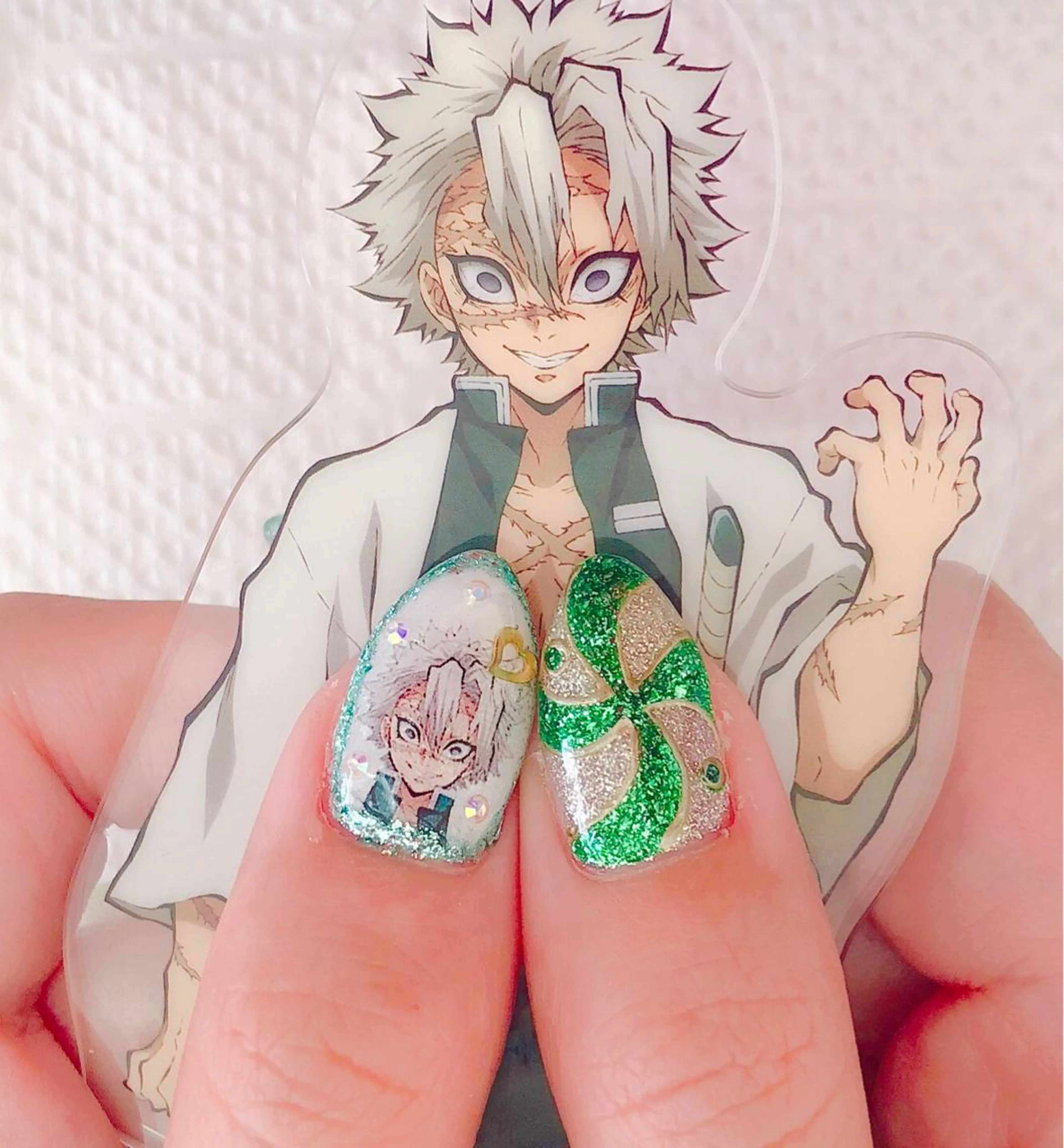 ネイル CROWN プライベートサロンのネイルデザイン