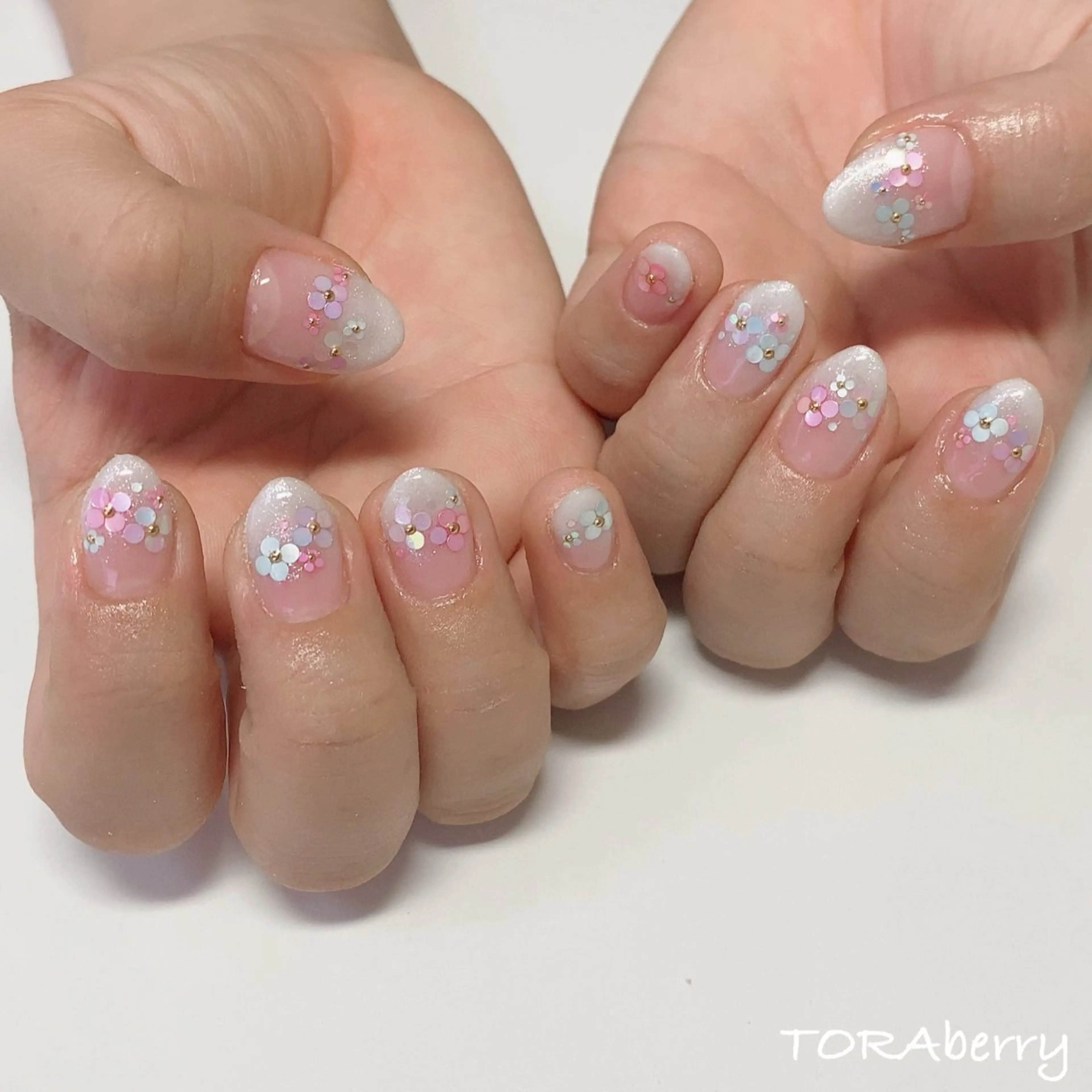 ネイル ネイリスト なつみのネイルデザイン