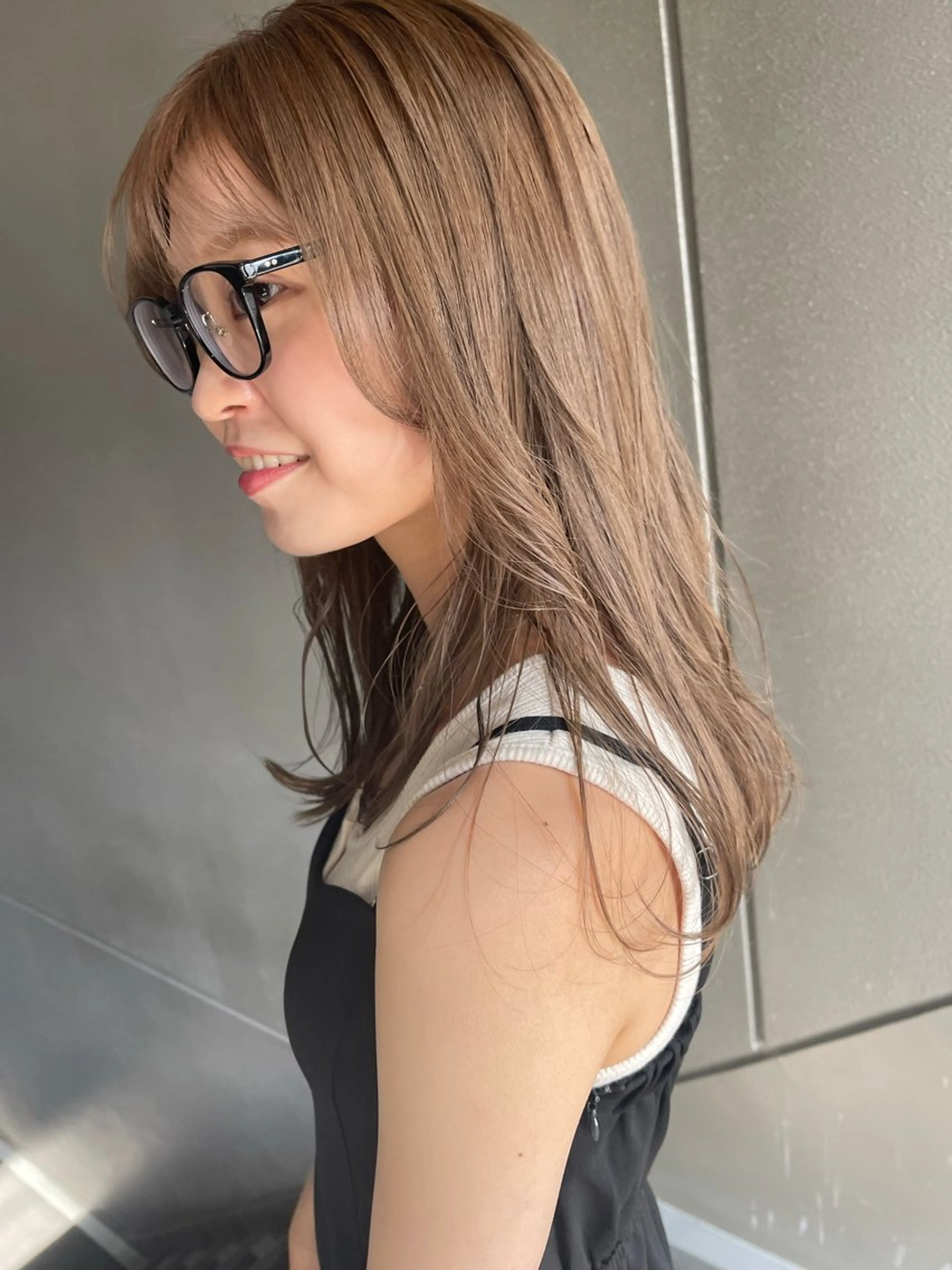 セミロング カラー カット ヘアカラー トリートメント 💓パーマ，💗 レイヤーカットのヘアスタイル