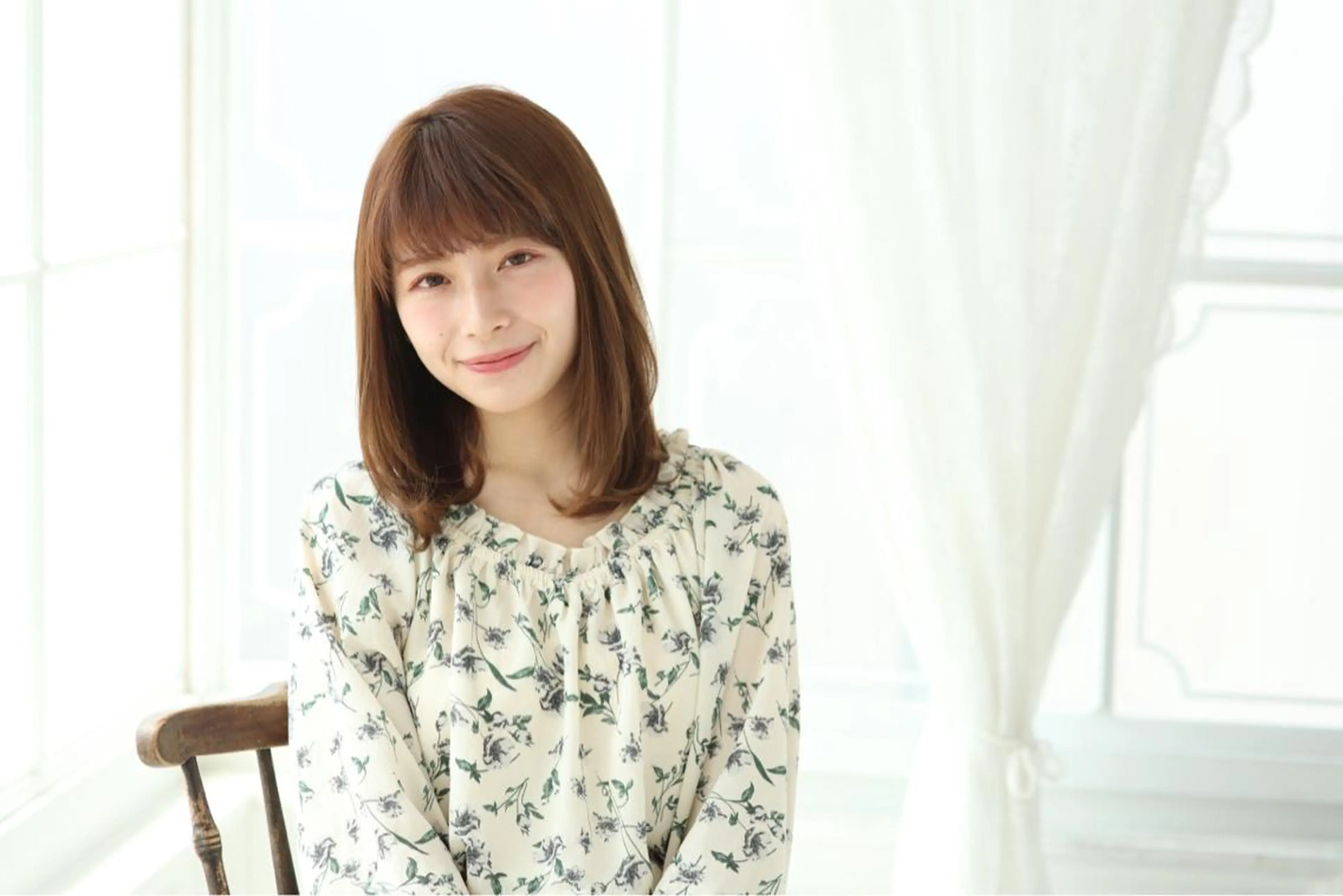 セミロング カラー パーマ ヘアアレンジ イルミナカラー 小顔カット カット トリートメント 戸津川 隆人のヘアスタイル