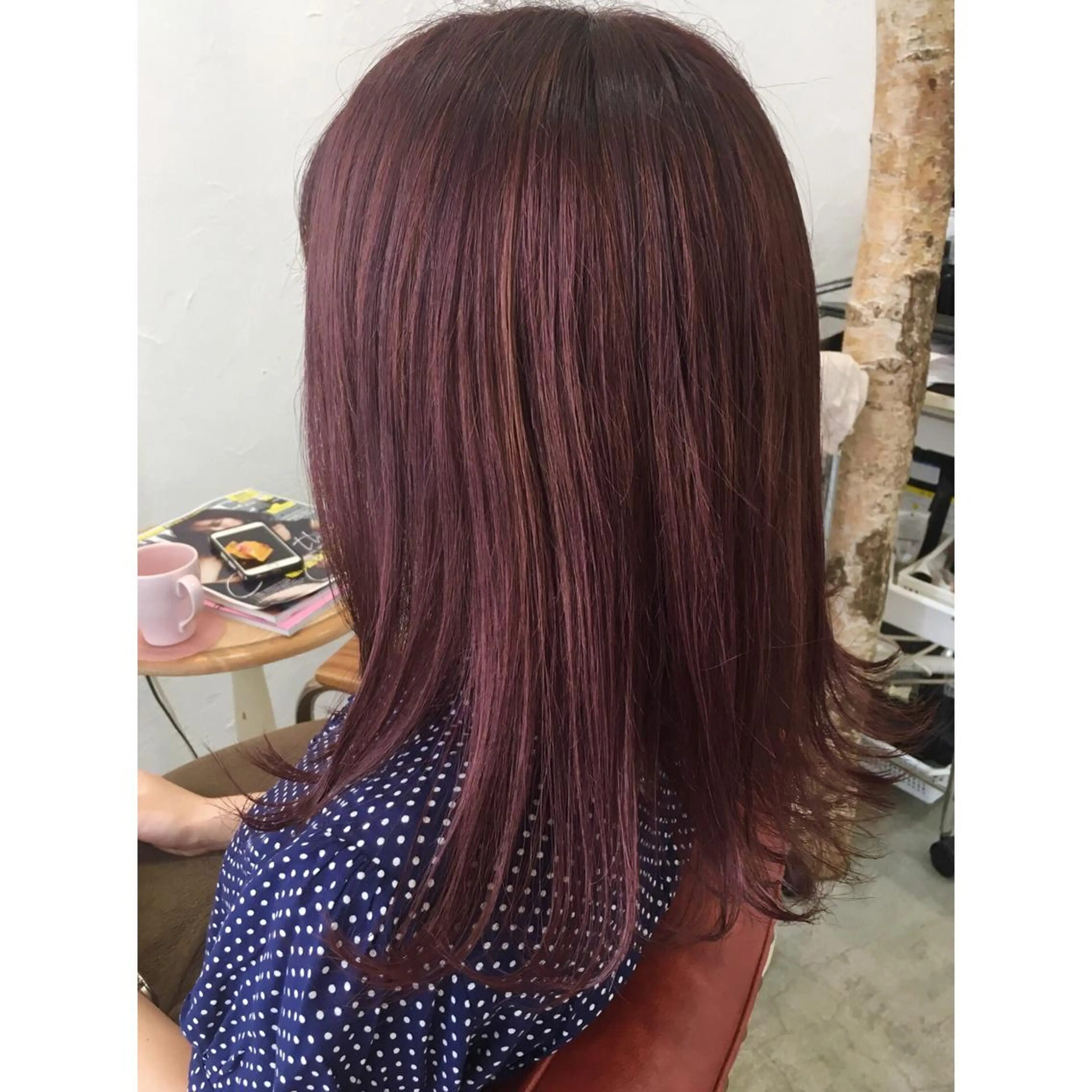 セミロング カラー fio マナミのヘアスタイル