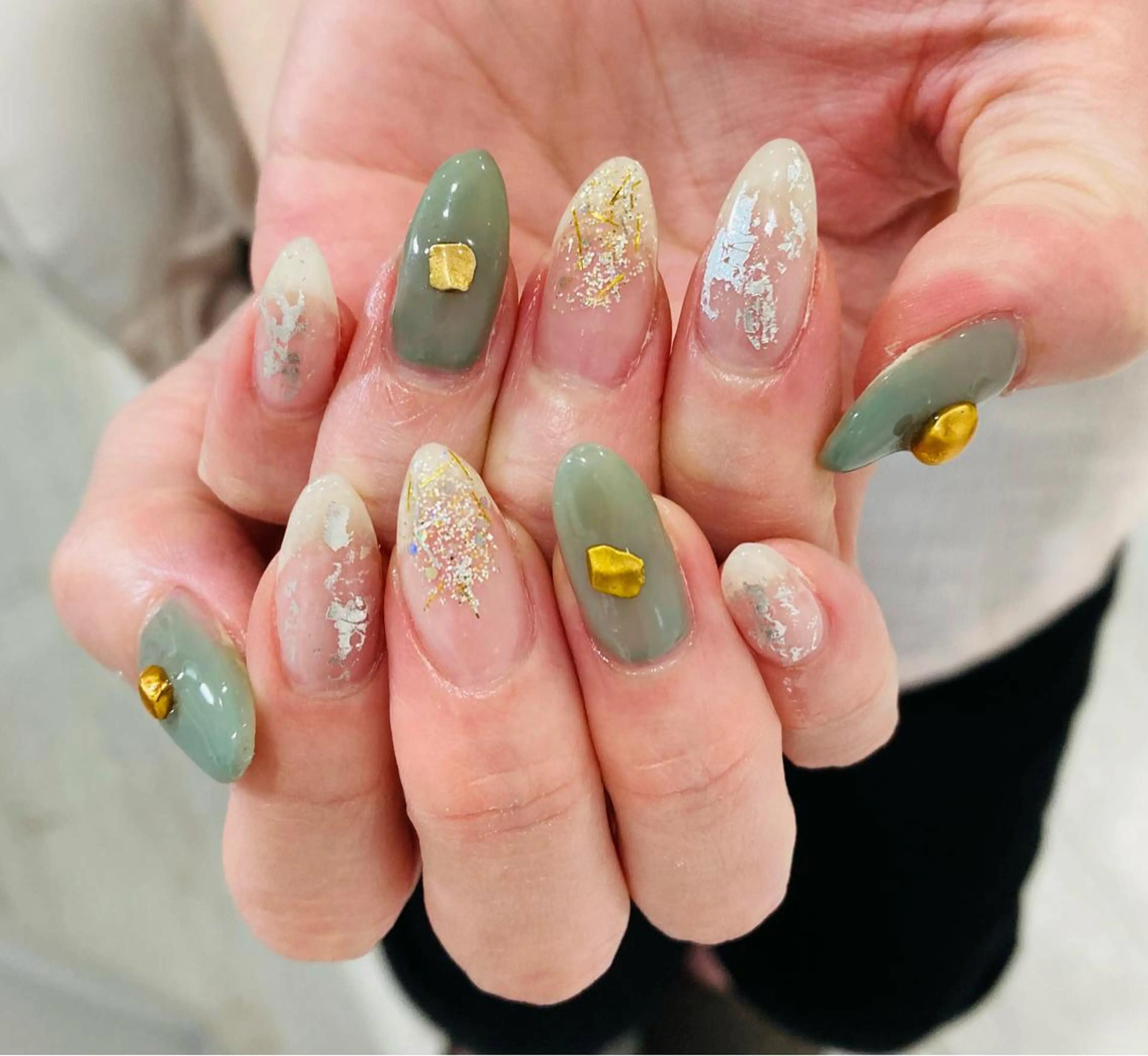 ネイル ニュアンスネイル H3 hitoのネイルデザイン