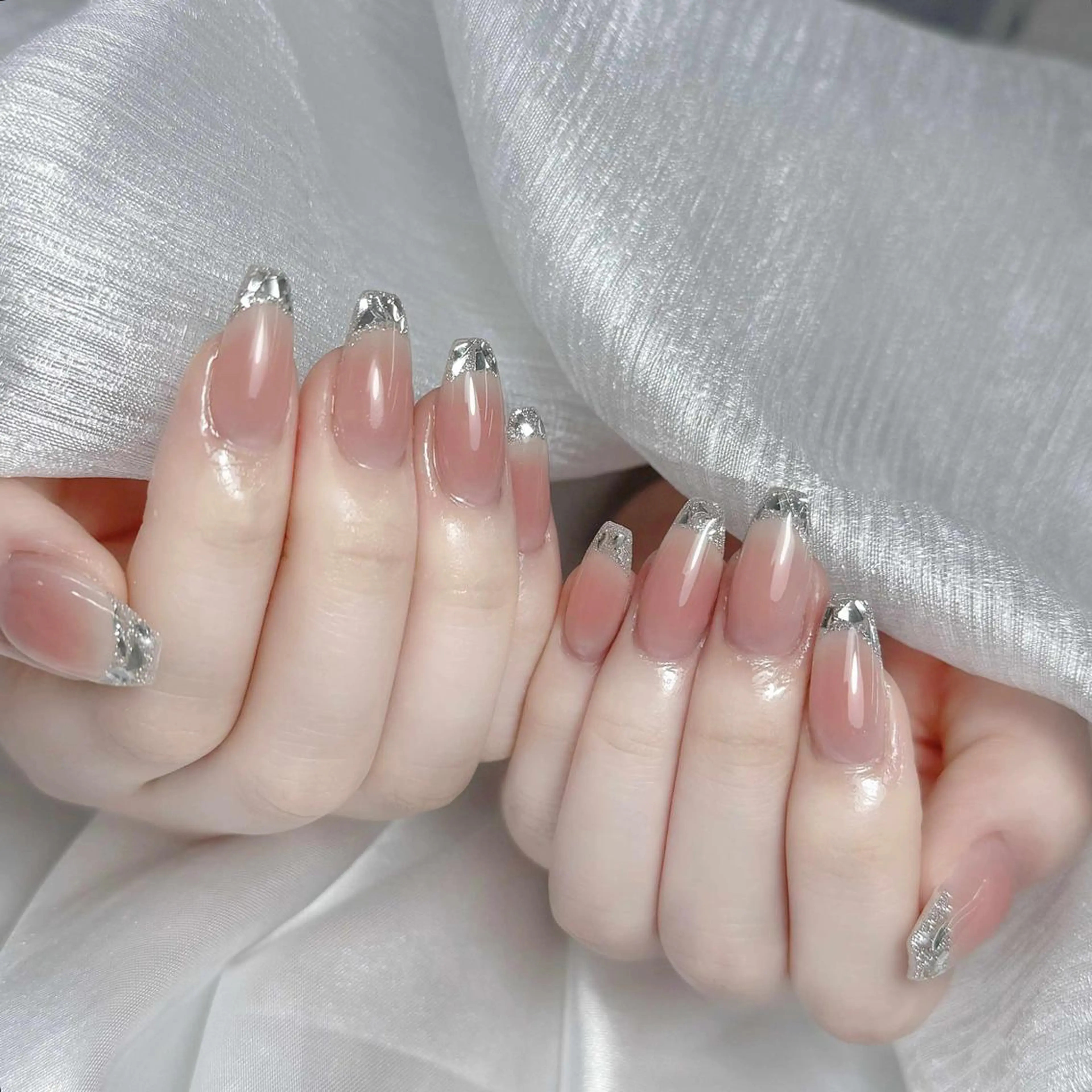 ネイル アートネイル フレンチネイル ジェルネイル ガーリー キラキラネイル Nova Nailのネイルデザイン