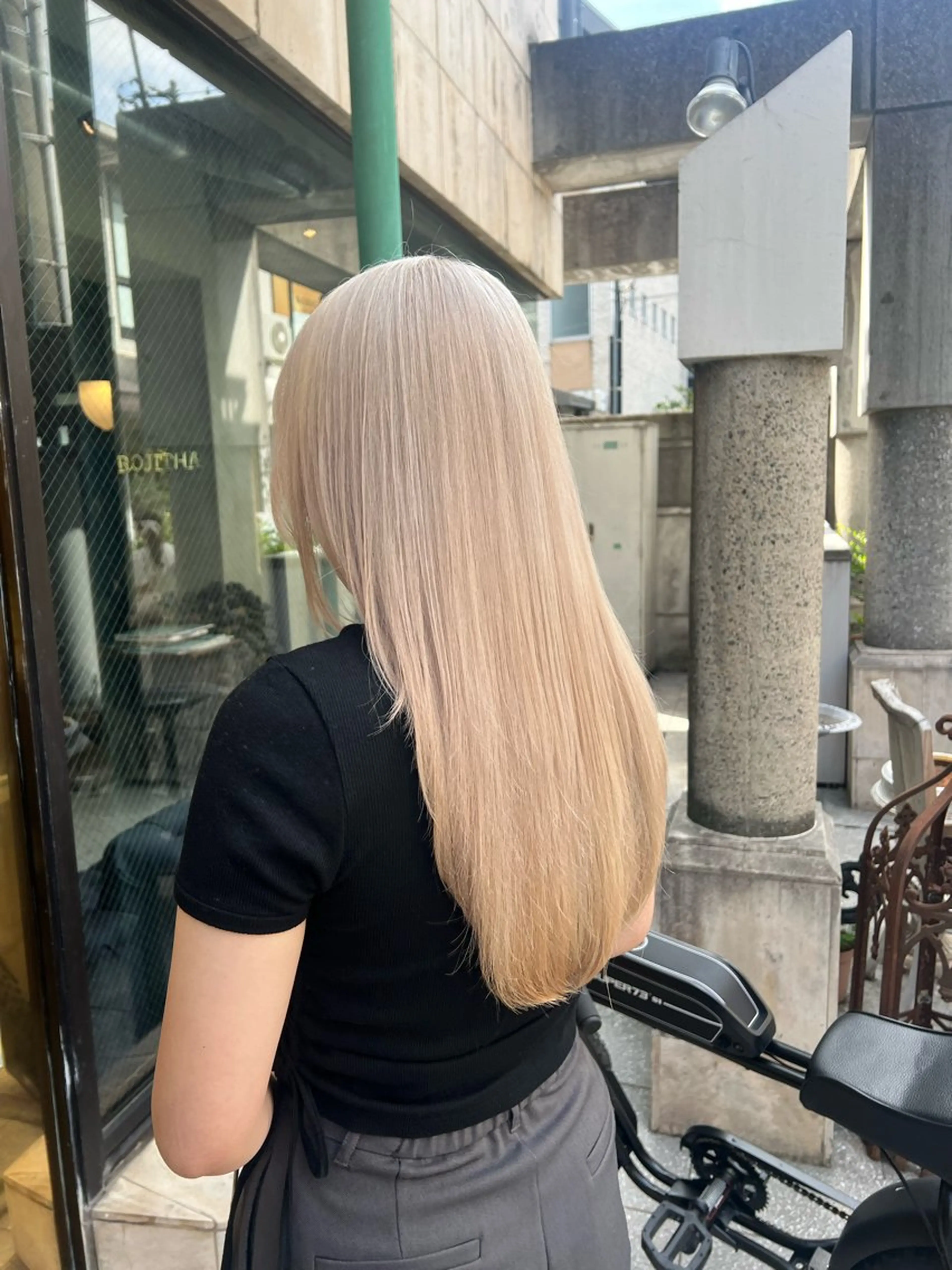 ロング カラー カット ヘアカラー トリートメント 赤みゼロ/透明感 カラー🌿KANTAのヘアスタイル