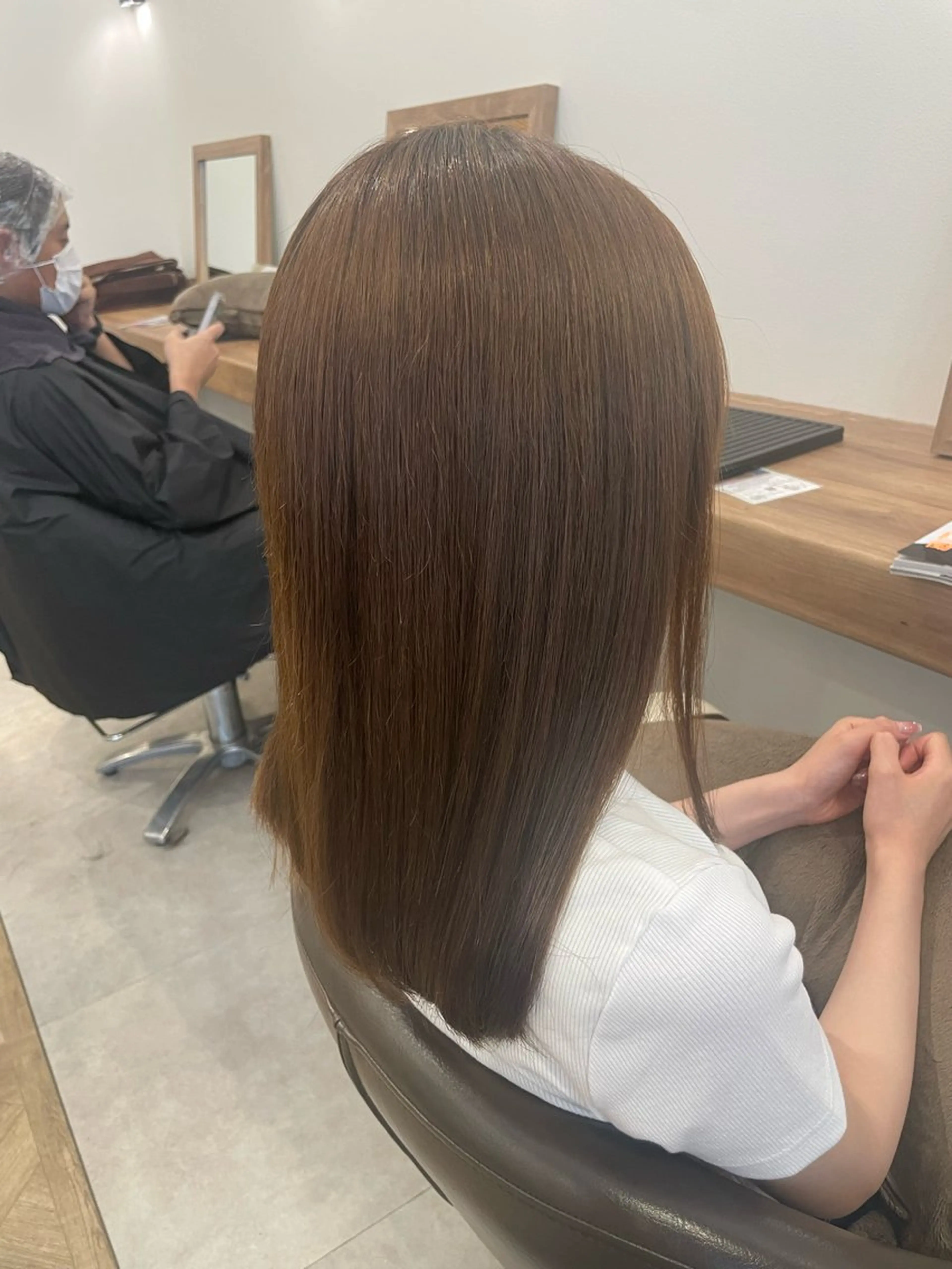 セミロング パーマ no4ナチュラル戸祭所属・山越 美裕樹のヘアスタイル