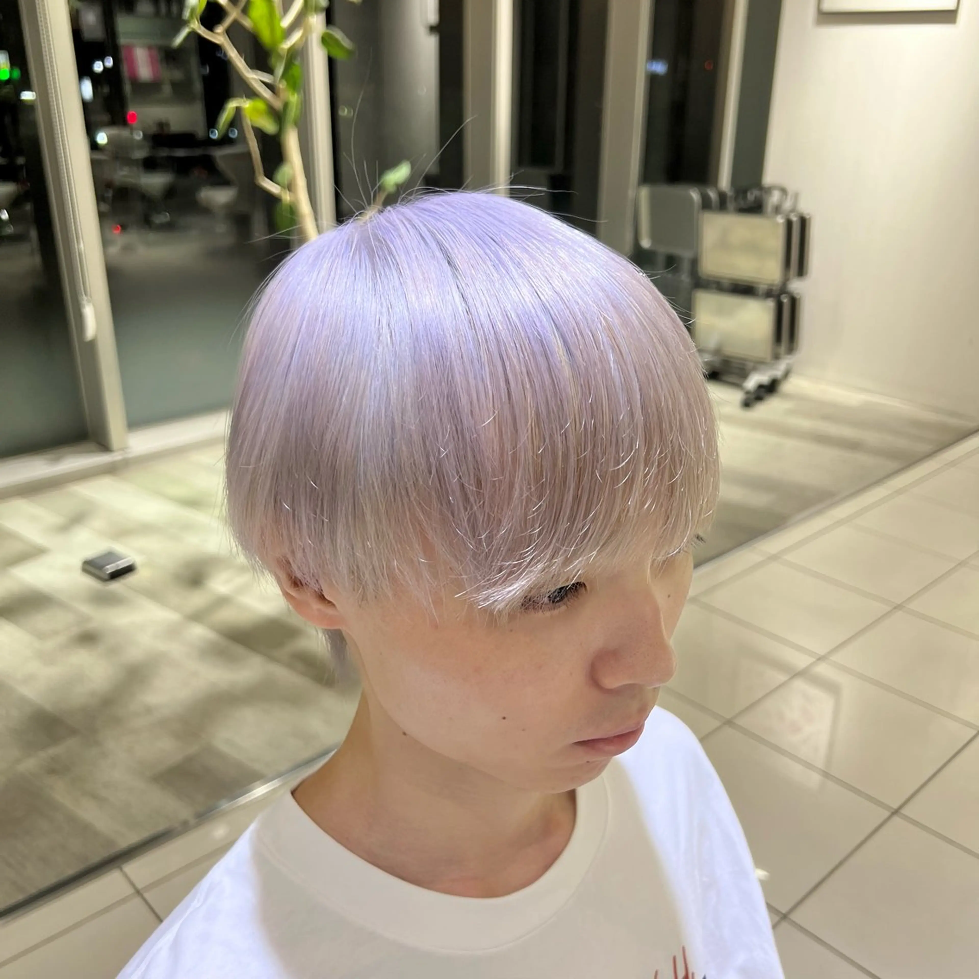 カラー メンズ ラベンダーカラー ヘアカラー トリートメント stylist 🐶内藤 成香のヘアスタイル