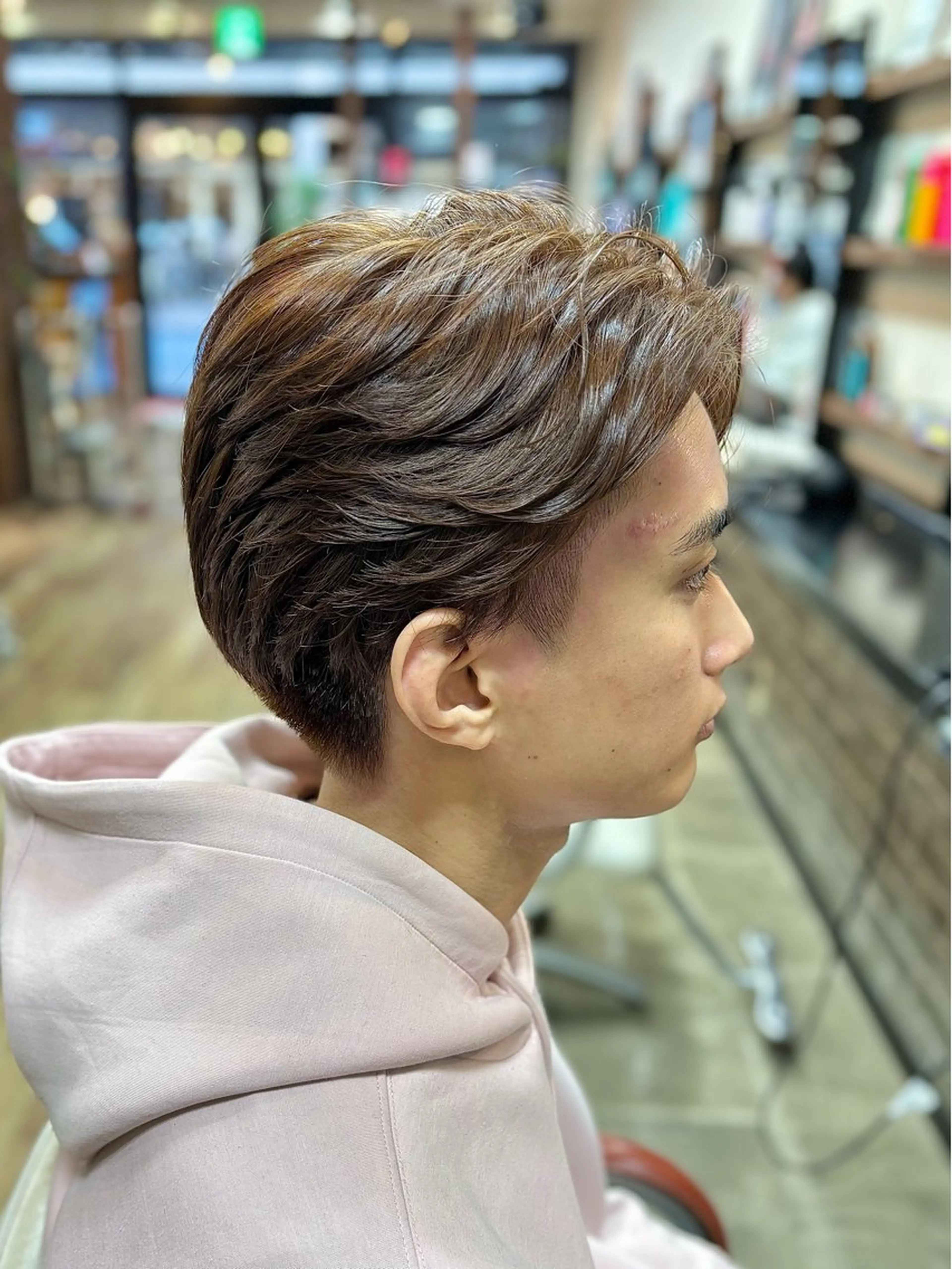 カラー ヘアアレンジ メンズ 透明感カラー ヘアカラー トリートメント イツキ🌕デザインカ ラー🥨髪質改善🫧のヘアスタイル