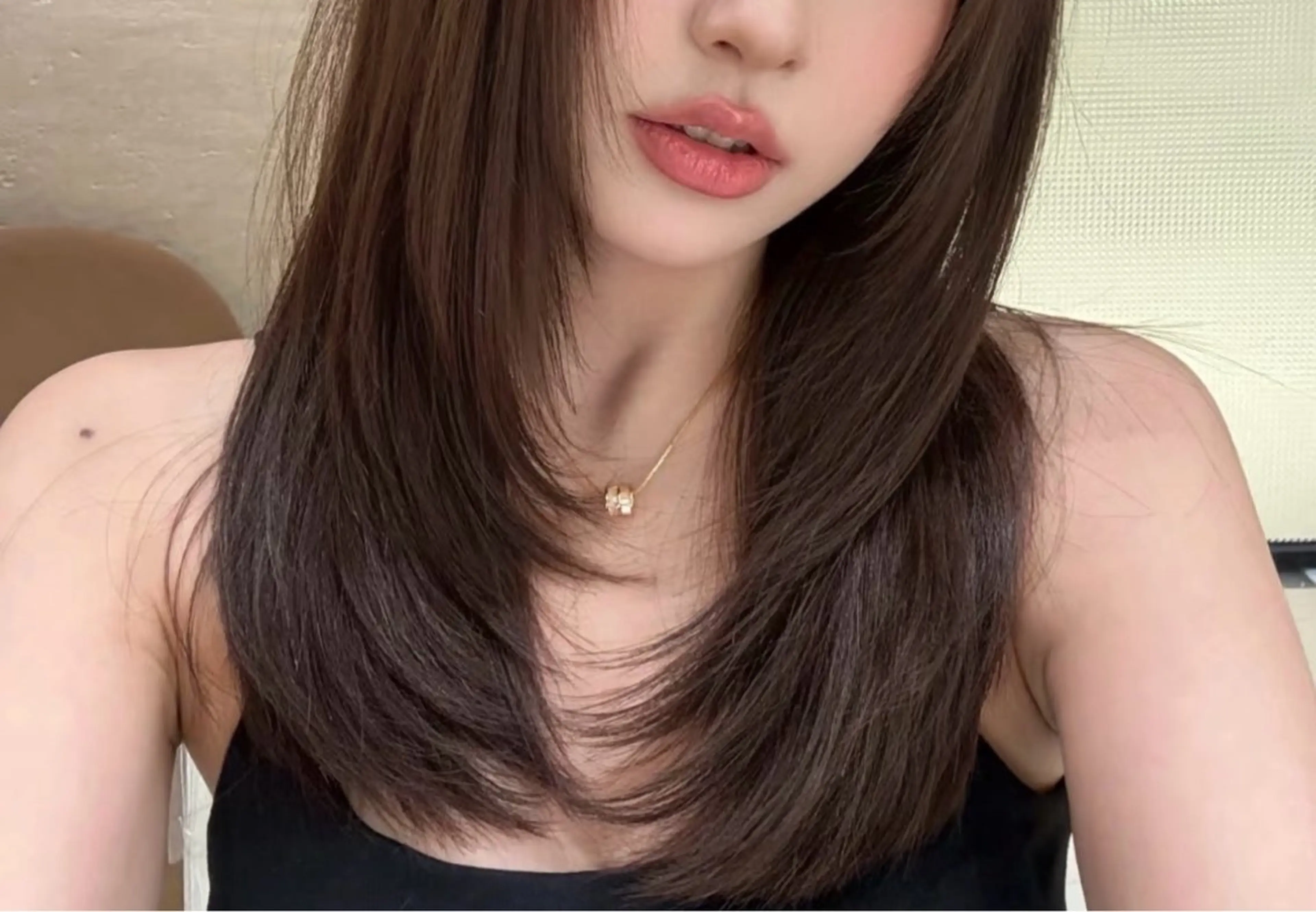 似合わせミディアムレイヤーカット＋コテ巻きセット ハッシュカット ウルフの写真