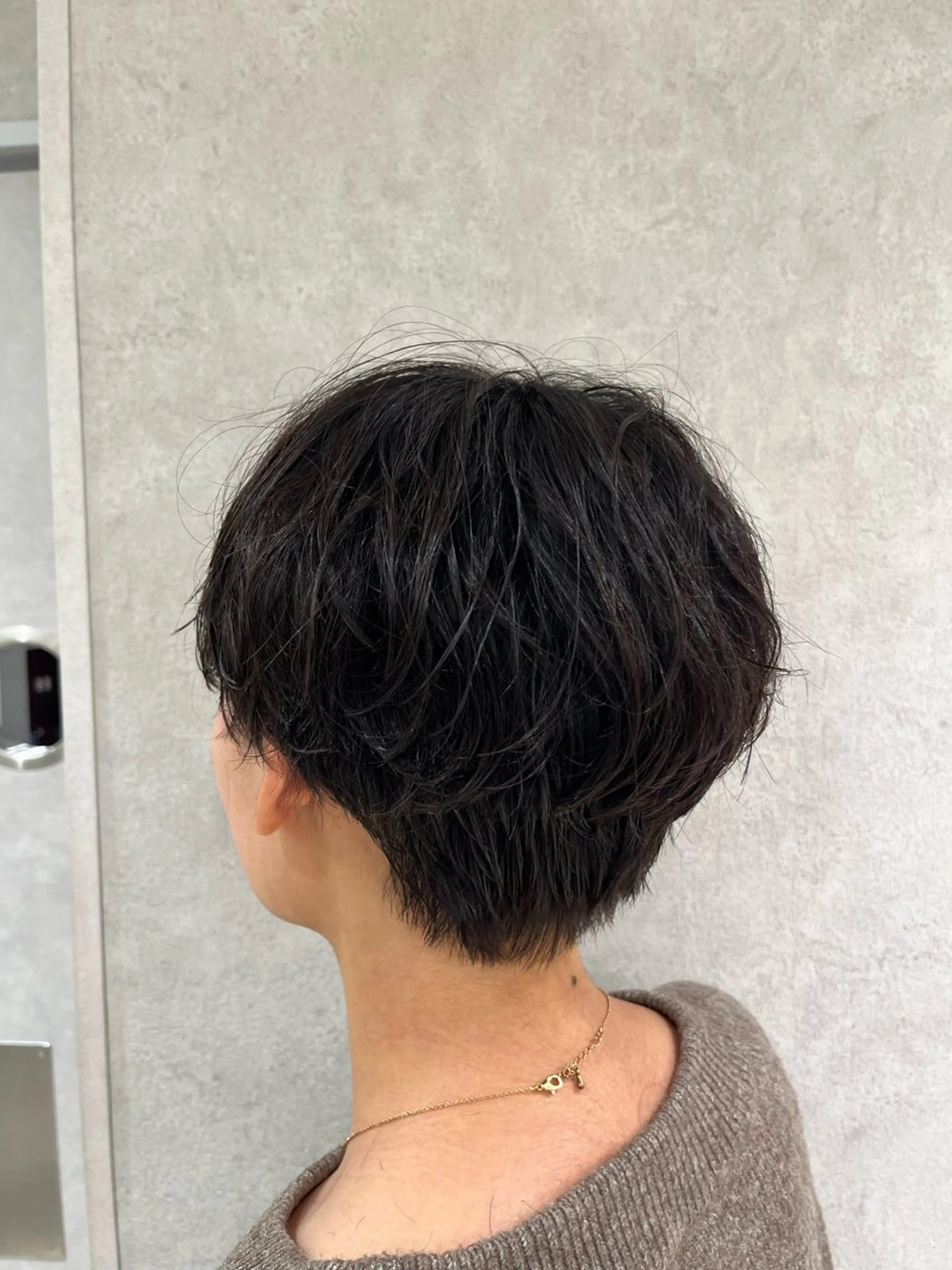 レディースハンサムショート＋パーマ＋ケアトリートメント🌈✨の写真