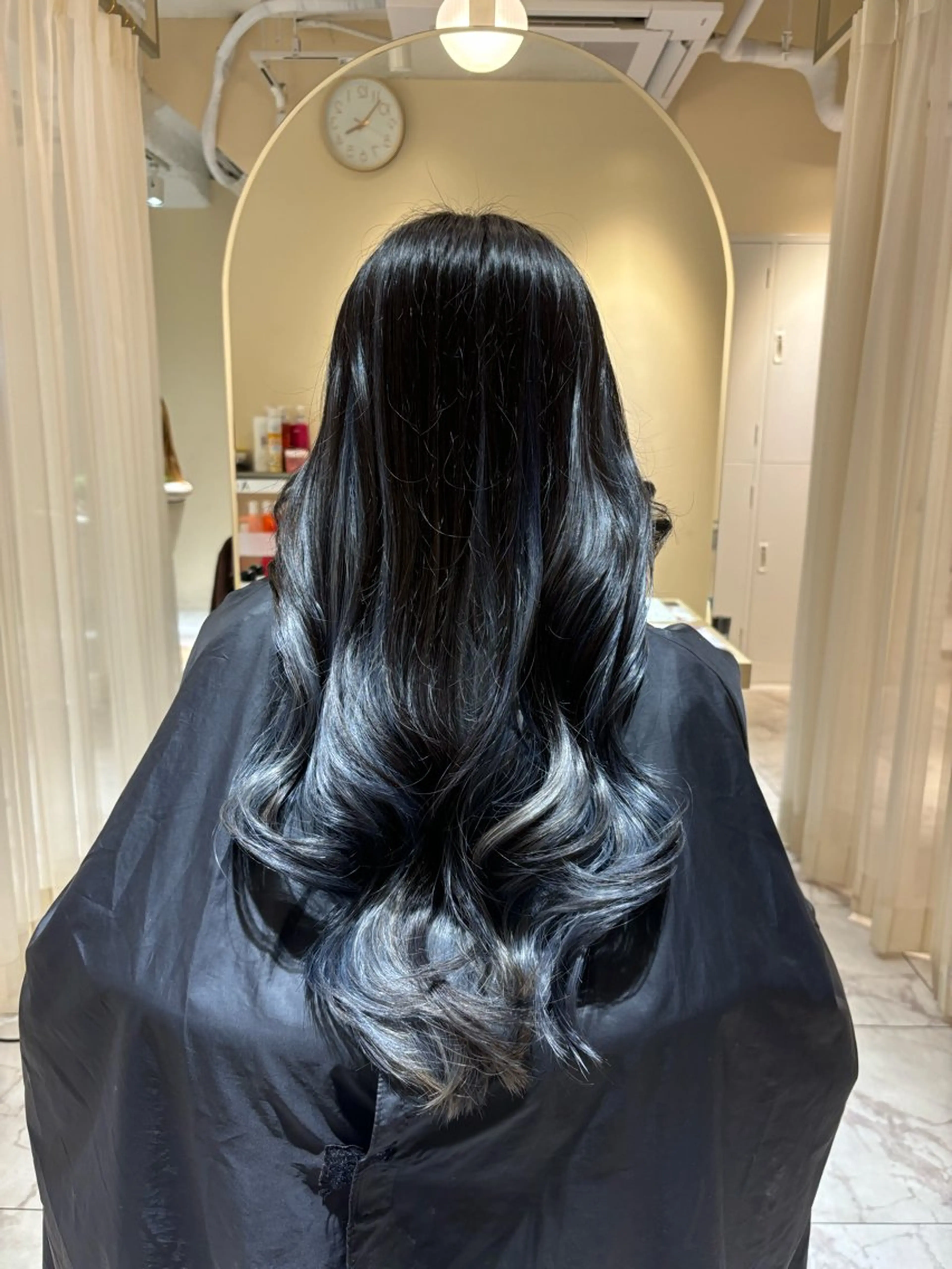 カラー ブリーチ ブルーカラー ブルーグレー ヘアカラー youres hair 日吉店所属・🫧日吉/髪質改善/ 上原ちえみ🫧のヘアスタイル