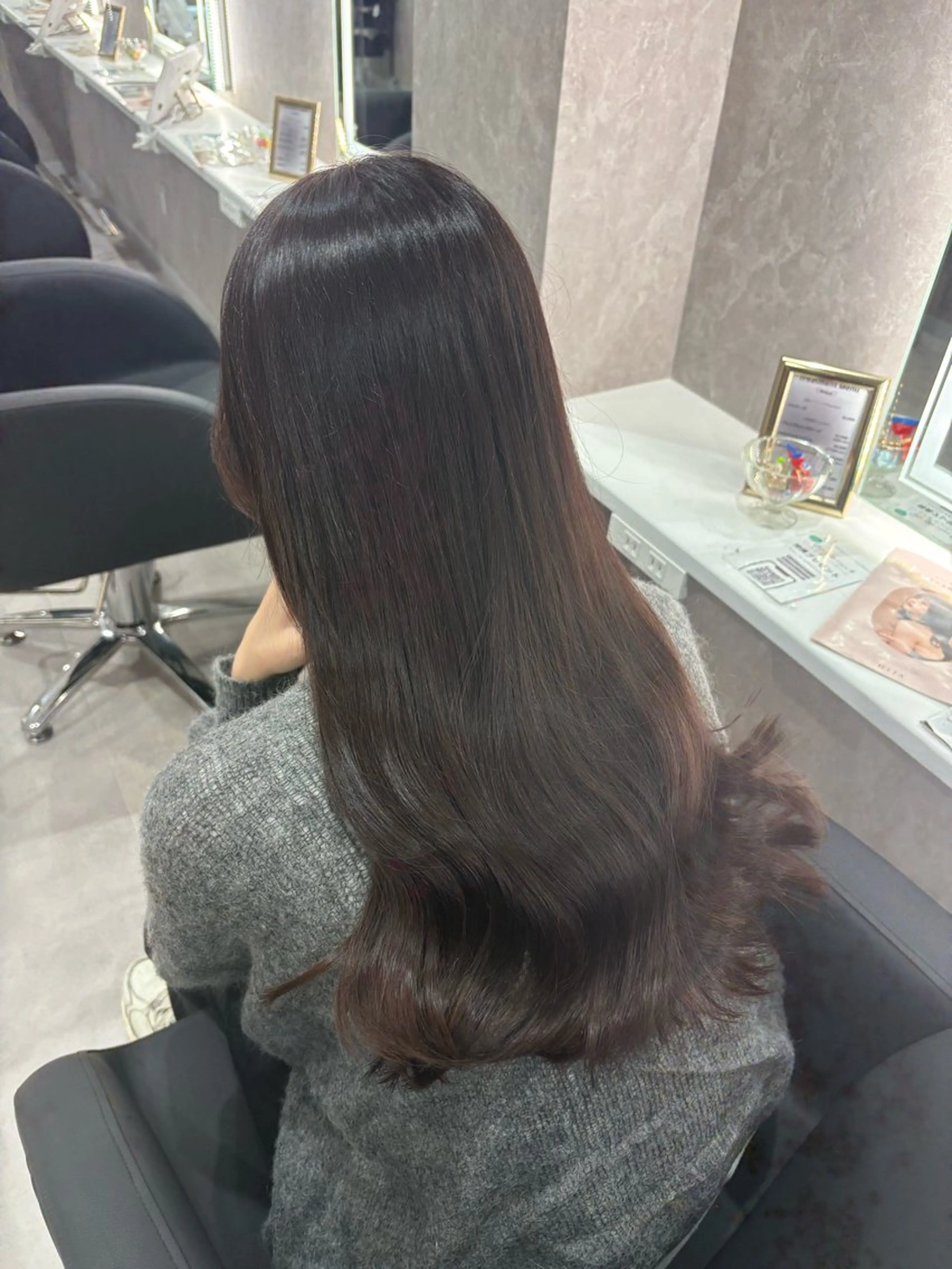 ロング 🖤韓国系🇰🇷カ ラーkokona🖤のヘアスタイル