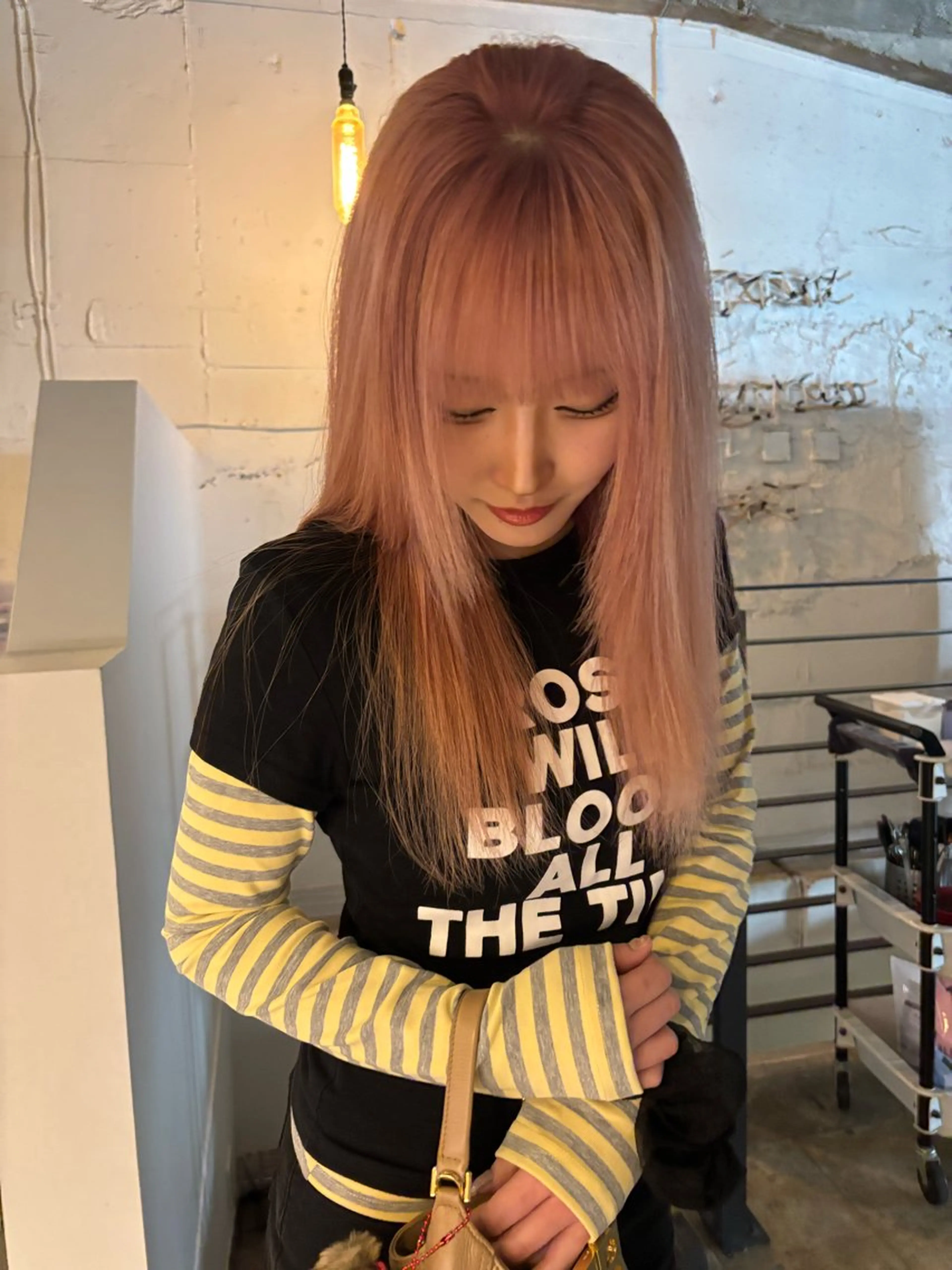 セミロング カラー 井田 雛のヘアスタイル