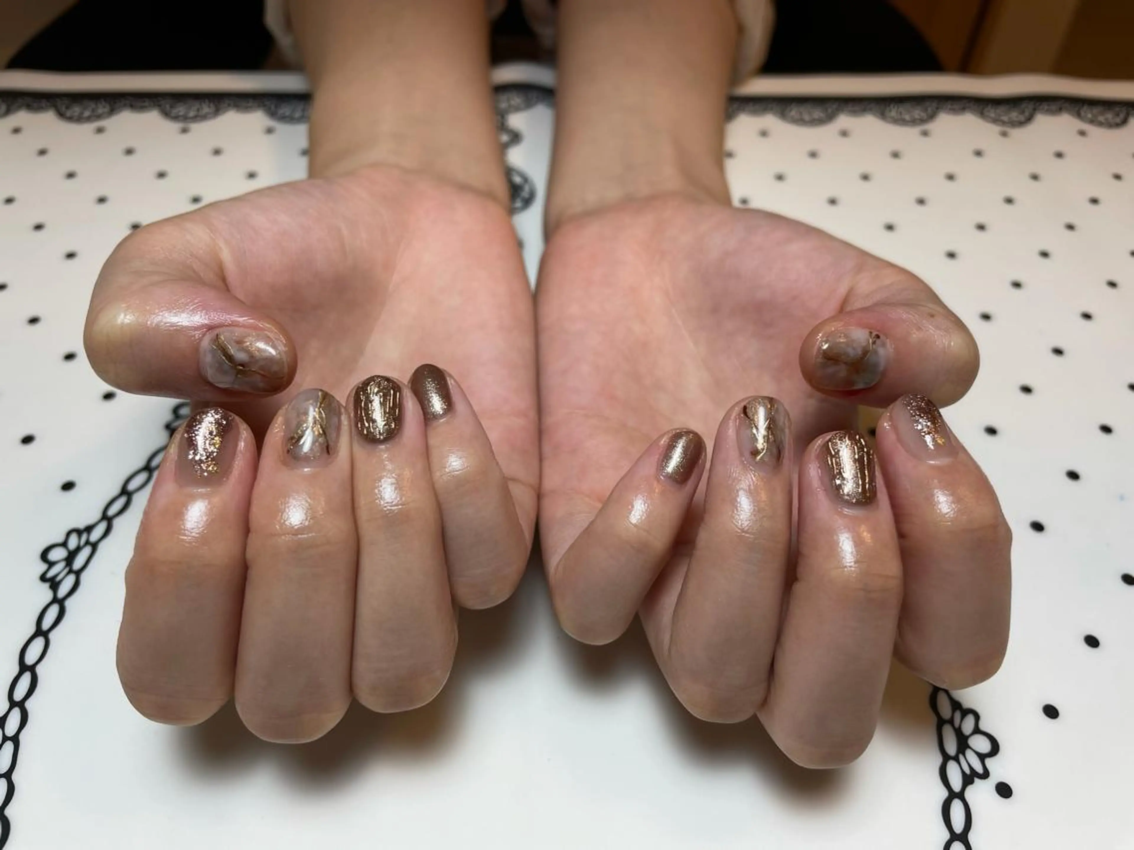 ネイル グリーン ニュアンスネイル ワンカラーネイル 浅野 すみれのネイルデザイン