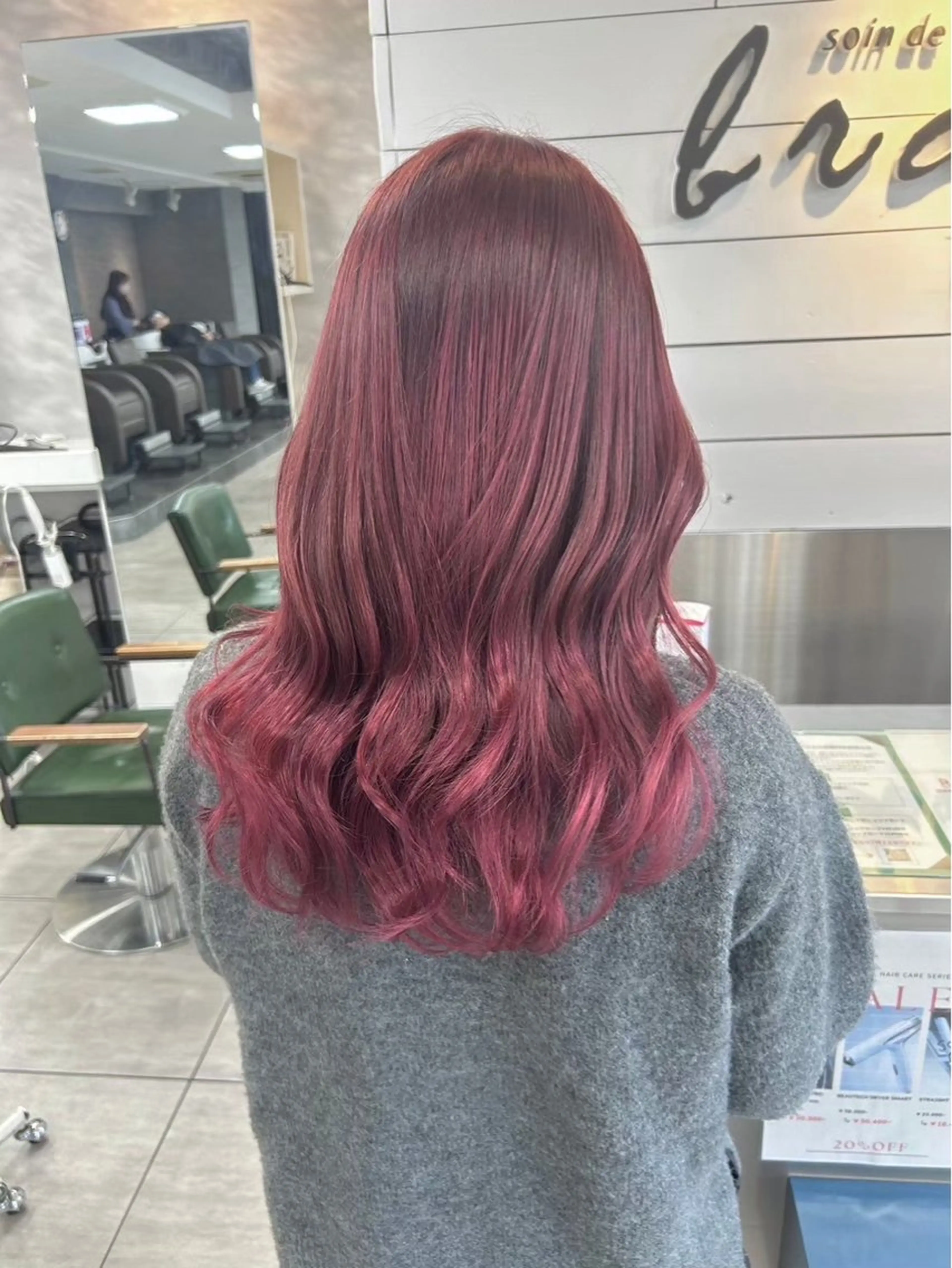 セミロング カット ヘアカラー 🫧艶髪カラー🫧 森本くるみのヘアスタイル