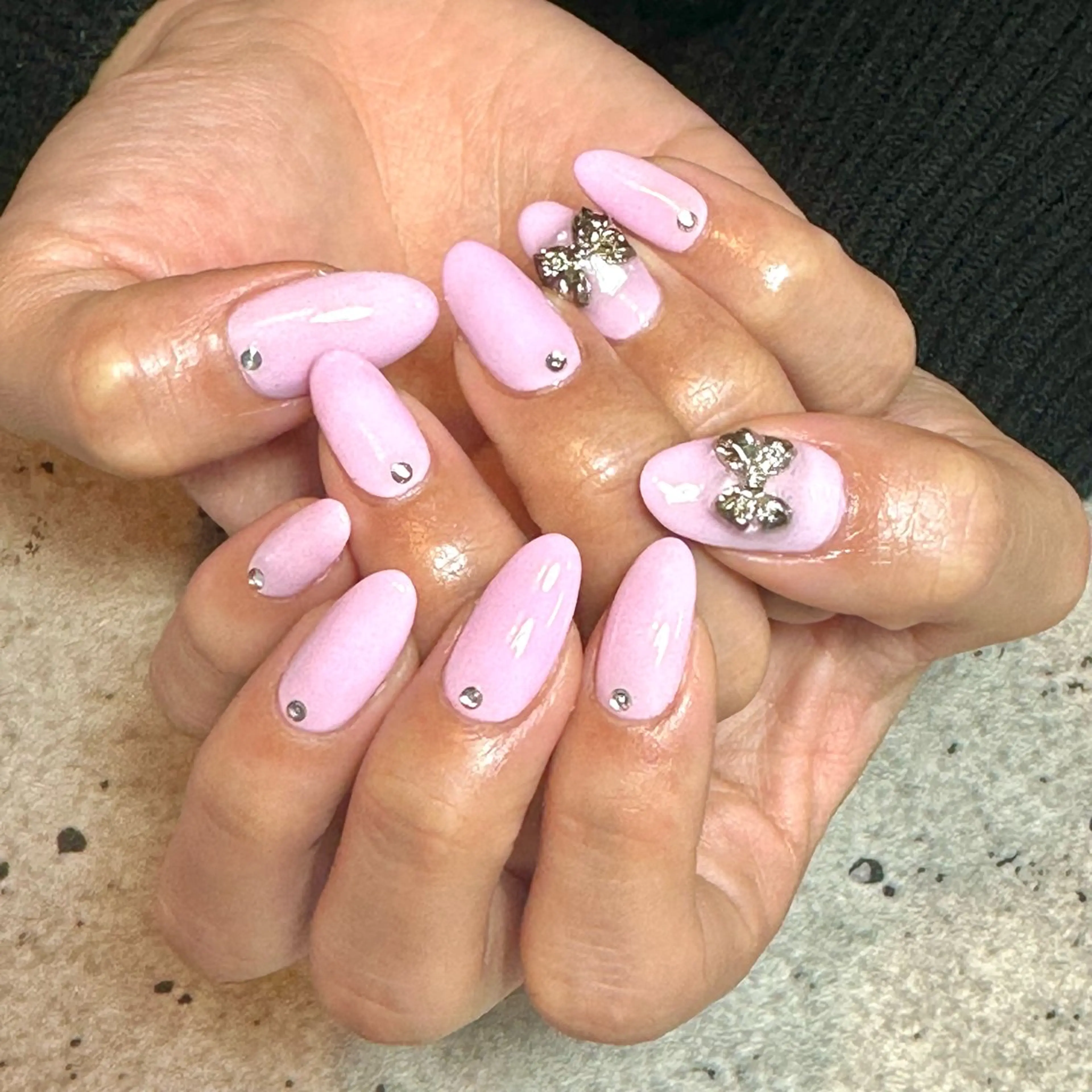 ネイル リボン ハンドネイル フットネイル GéRanium Harukaのネイルデザイン