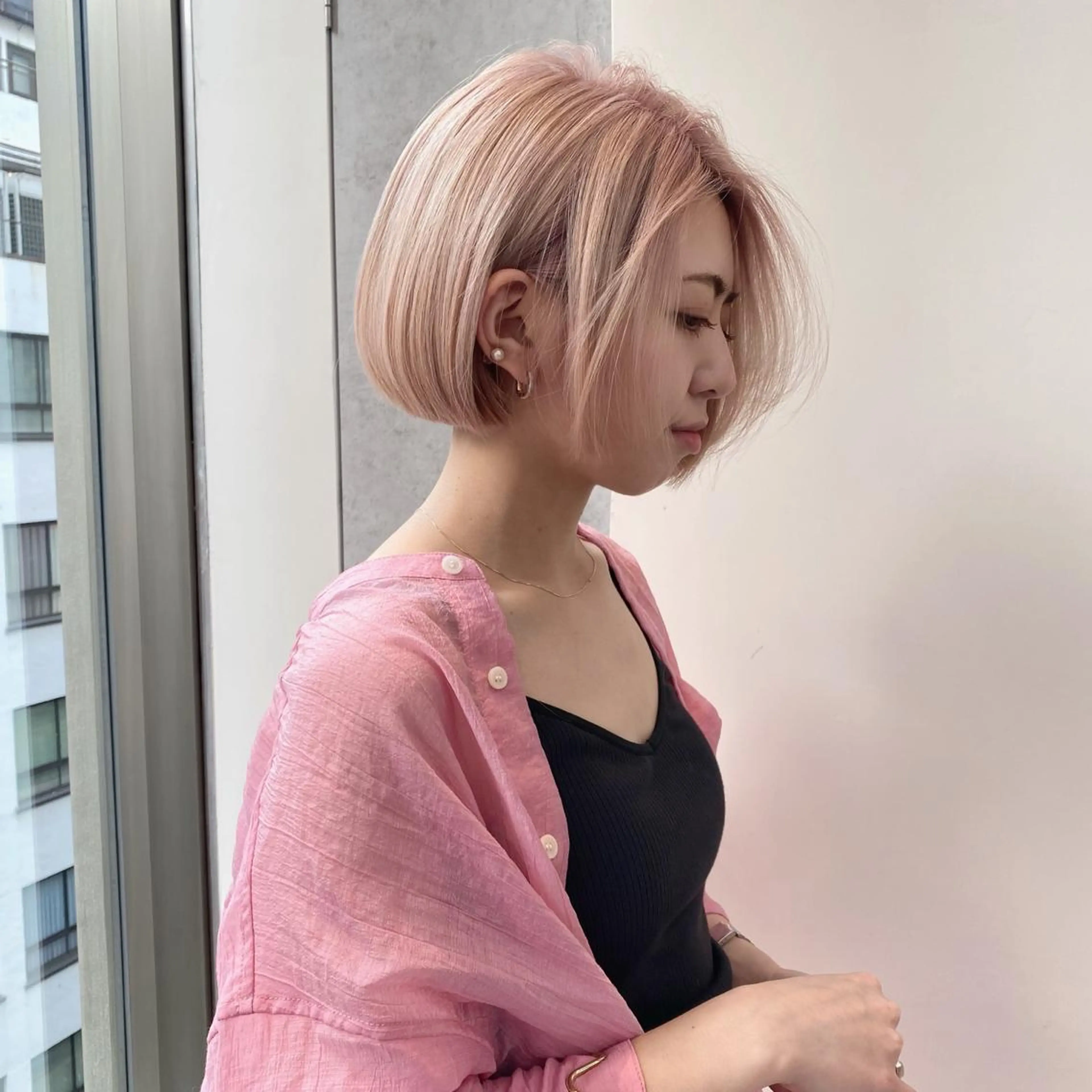 カット＋ケアブリーチ(二回ブリーチ)の写真