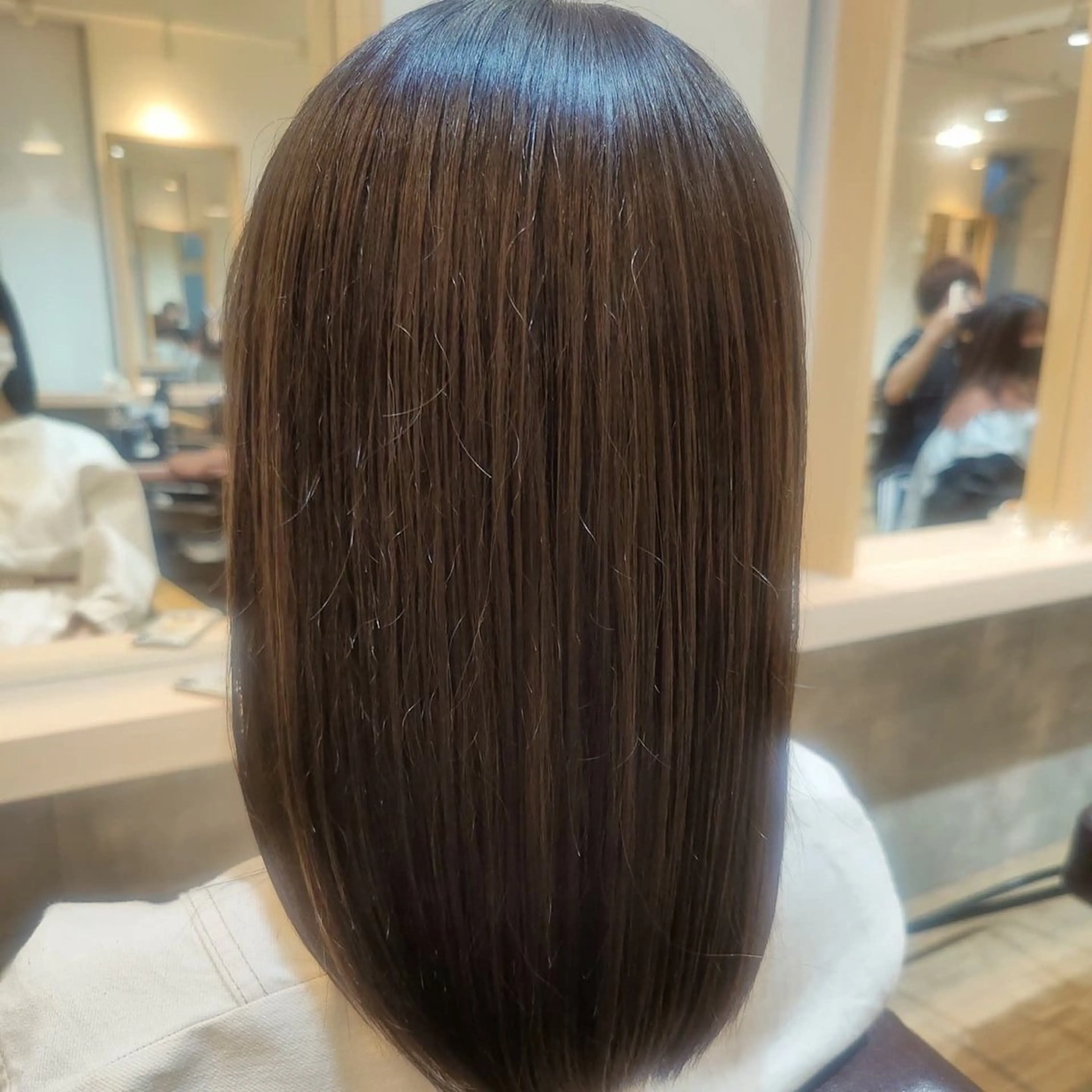 ミディアム 🧸顔周りカット /透明感🎀のヘアスタイル