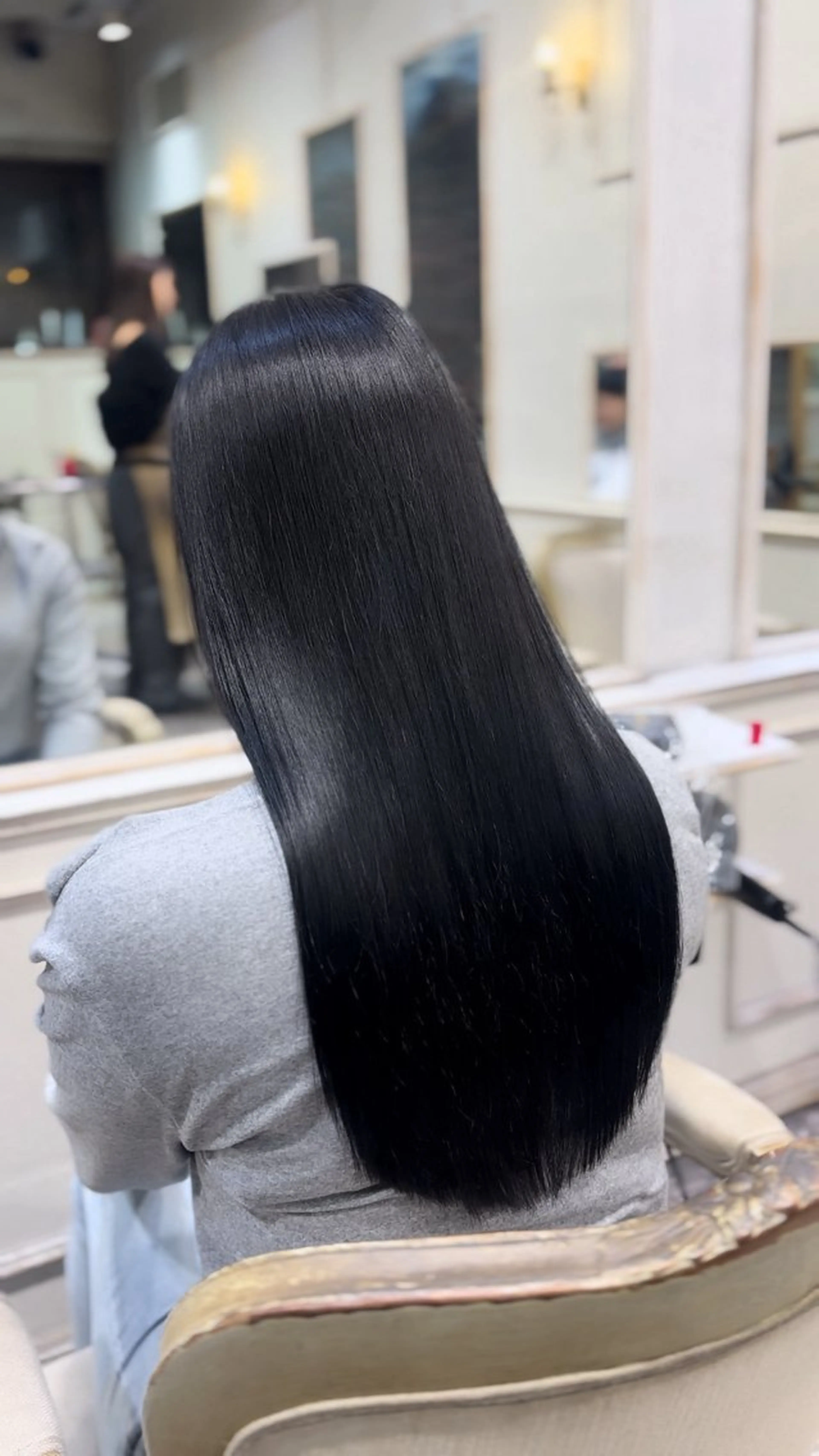 ミディアム ⭐️ 美髪矯正 透明感 ⭐️ユウキのヘアスタイル