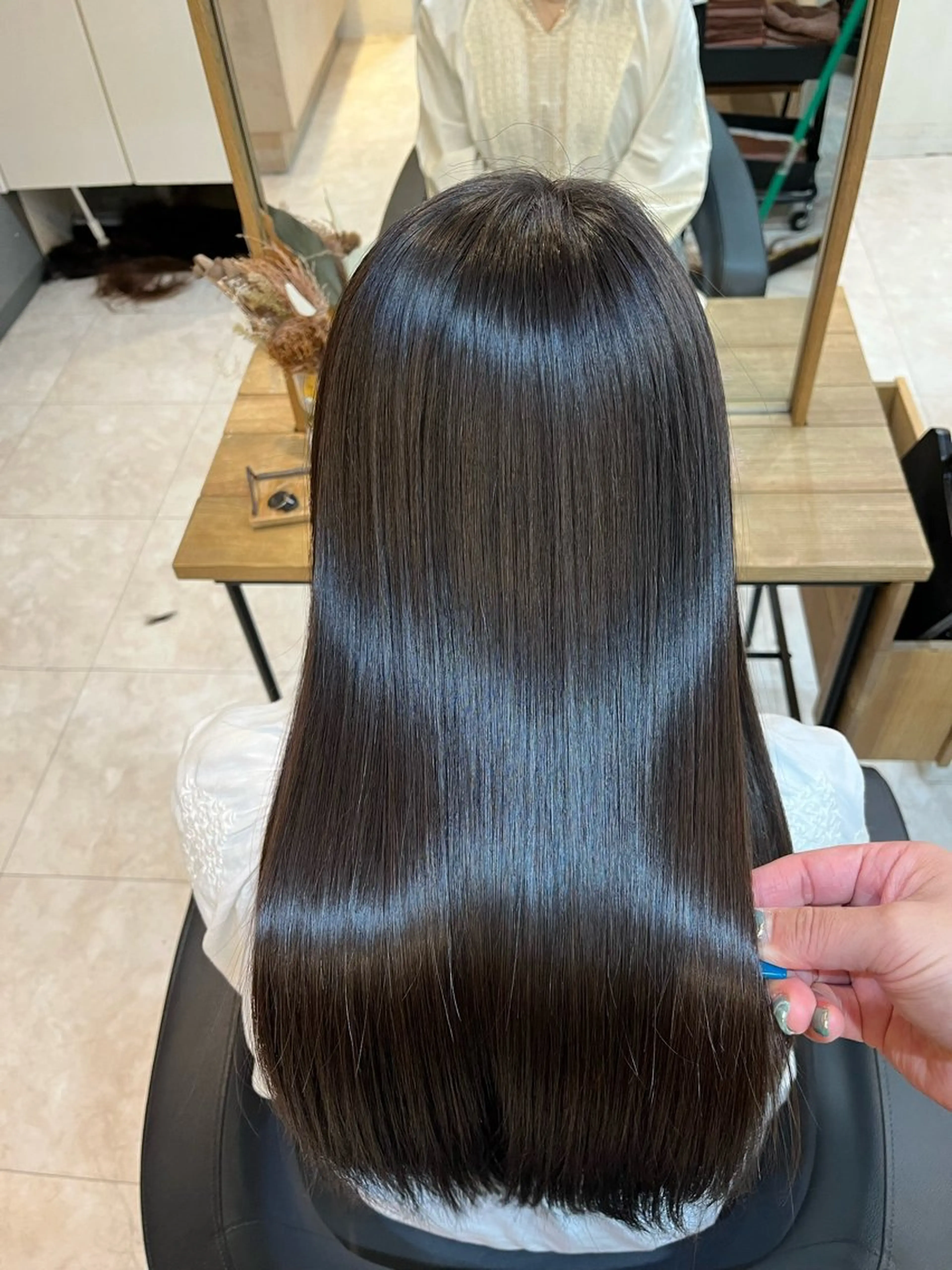 ロング カット 縮毛矯正 水原　悠吾 ELISS　ブリーチのヘアスタイル