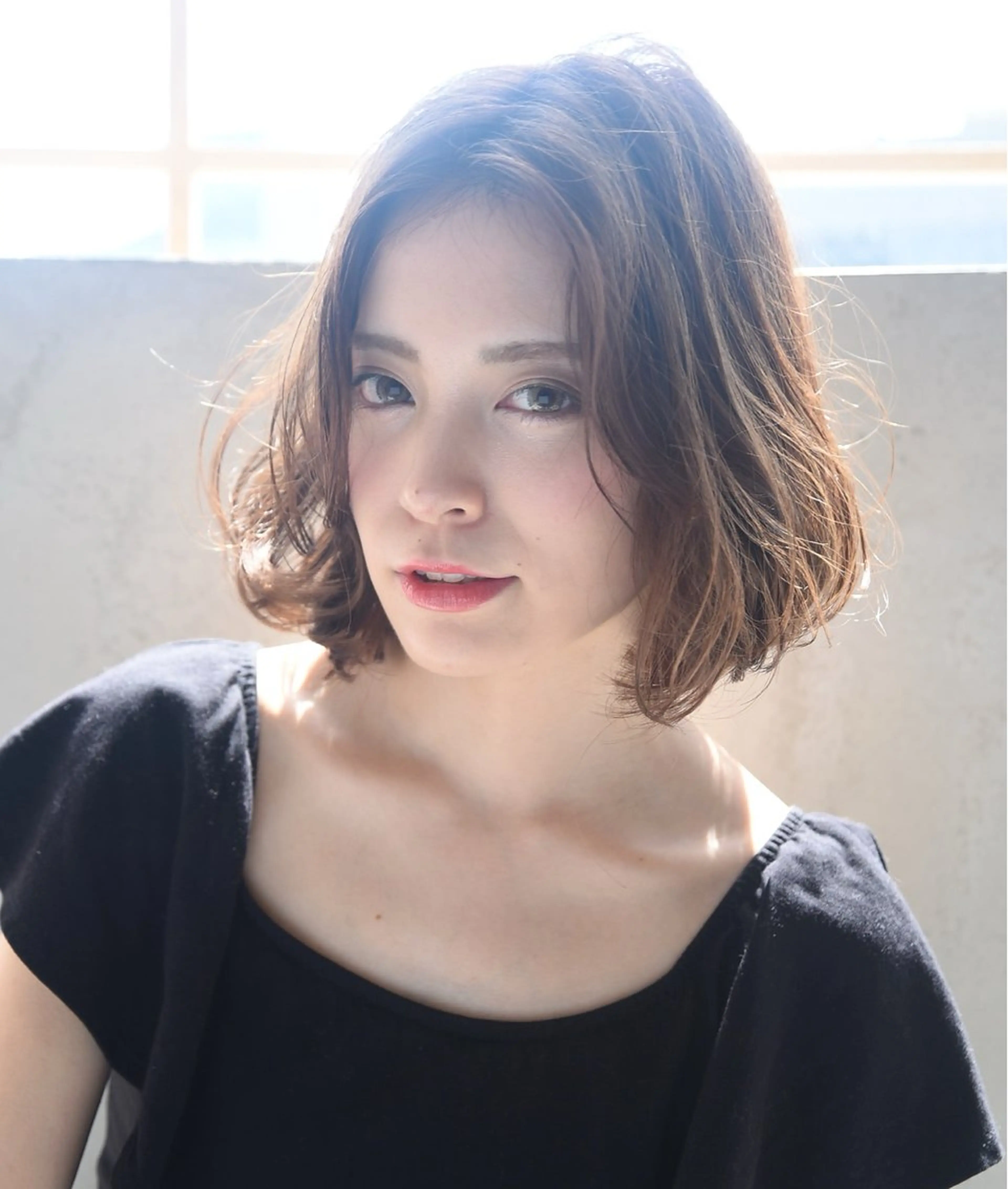 パーマ カット ヘアカラー 縮毛矯正 トリートメント hoNua. 栄/透明感カラーのヘアスタイル