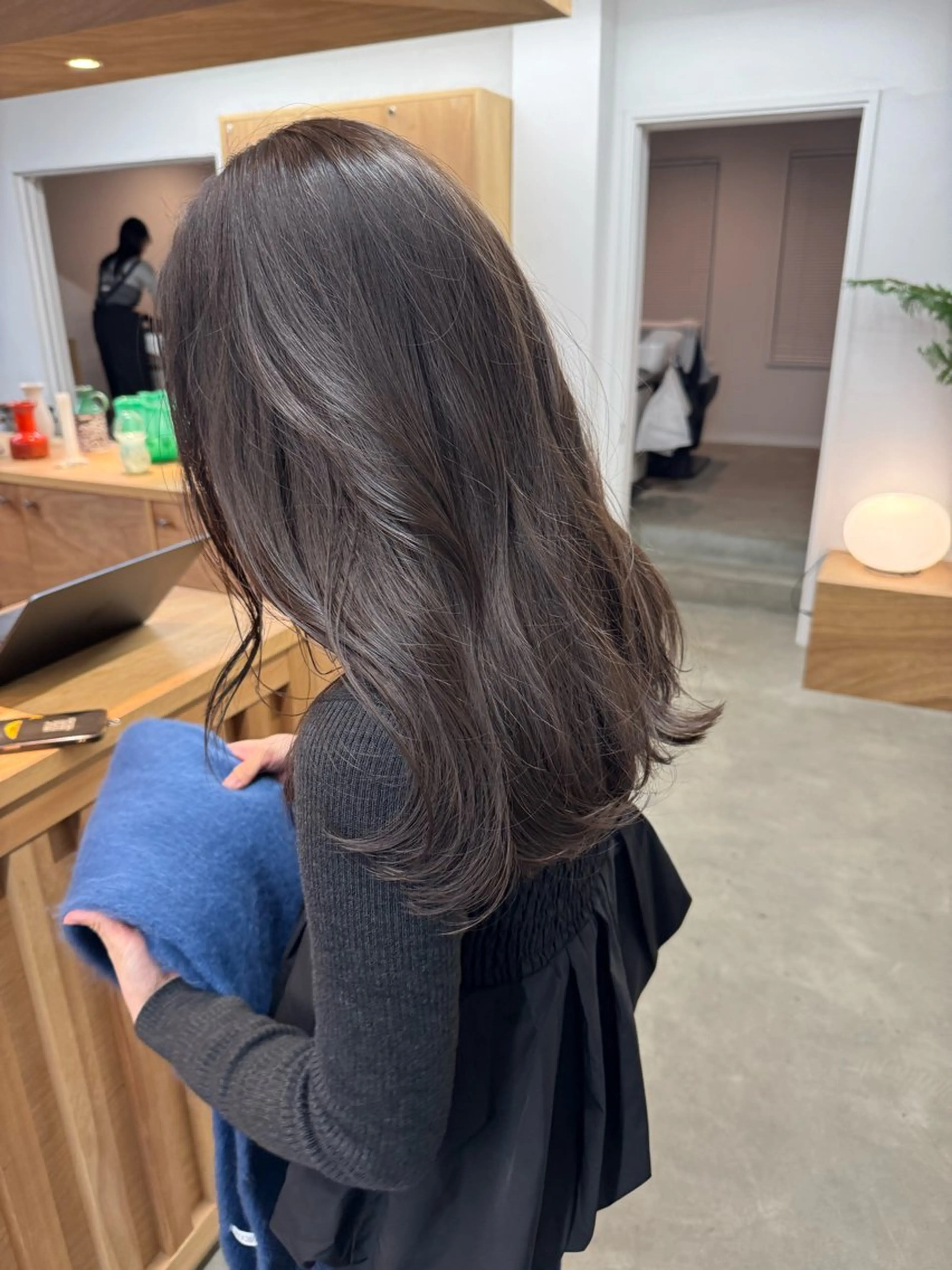 セミロング カラー ヘアカラー 坂本 圭太朗のヘアスタイル