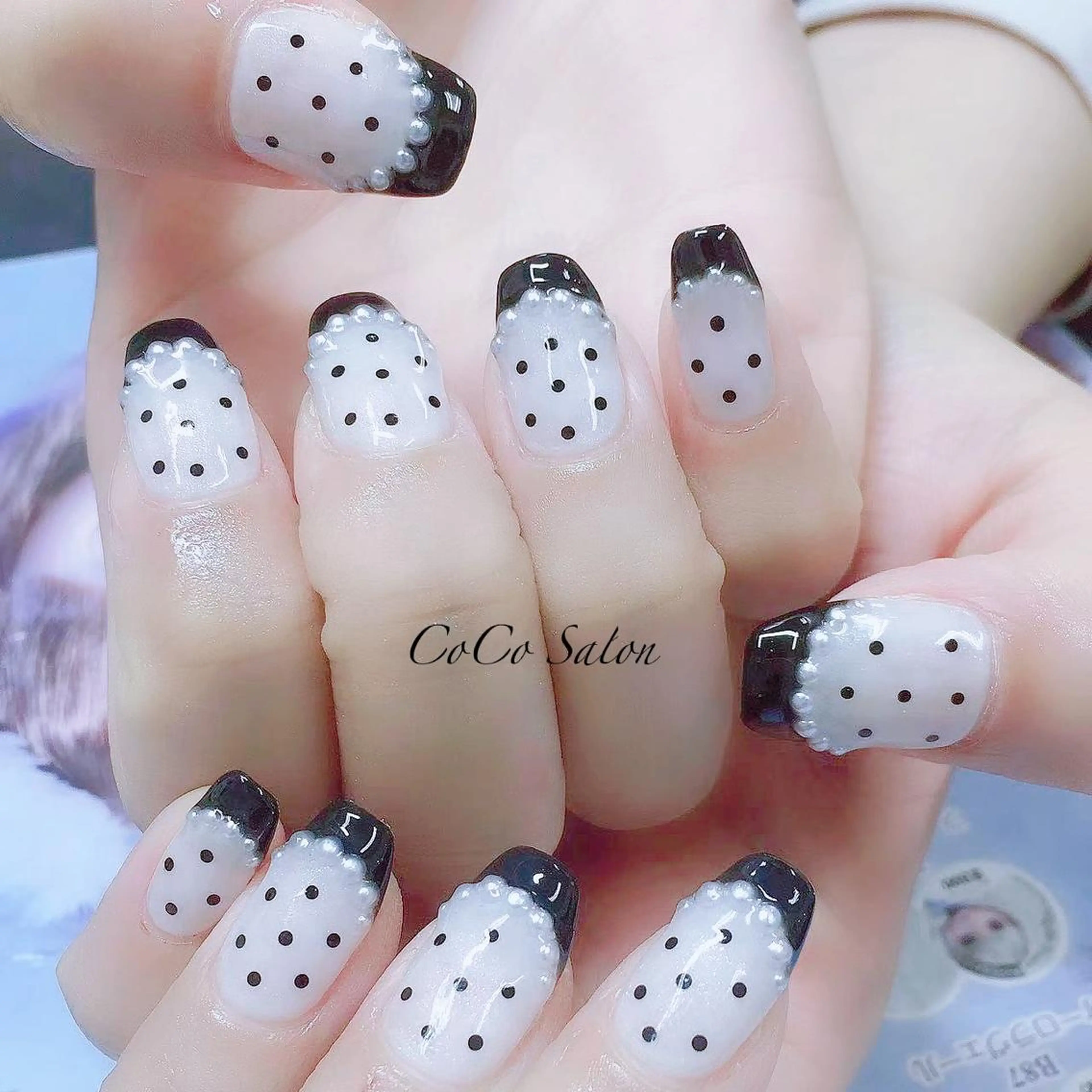 ネイル ドット 長さ出し フレンチネイル ジェルネイル ホログラムネイル フットネイル CoCoSalon ネイル/まつ毛予約のネイルデザイン