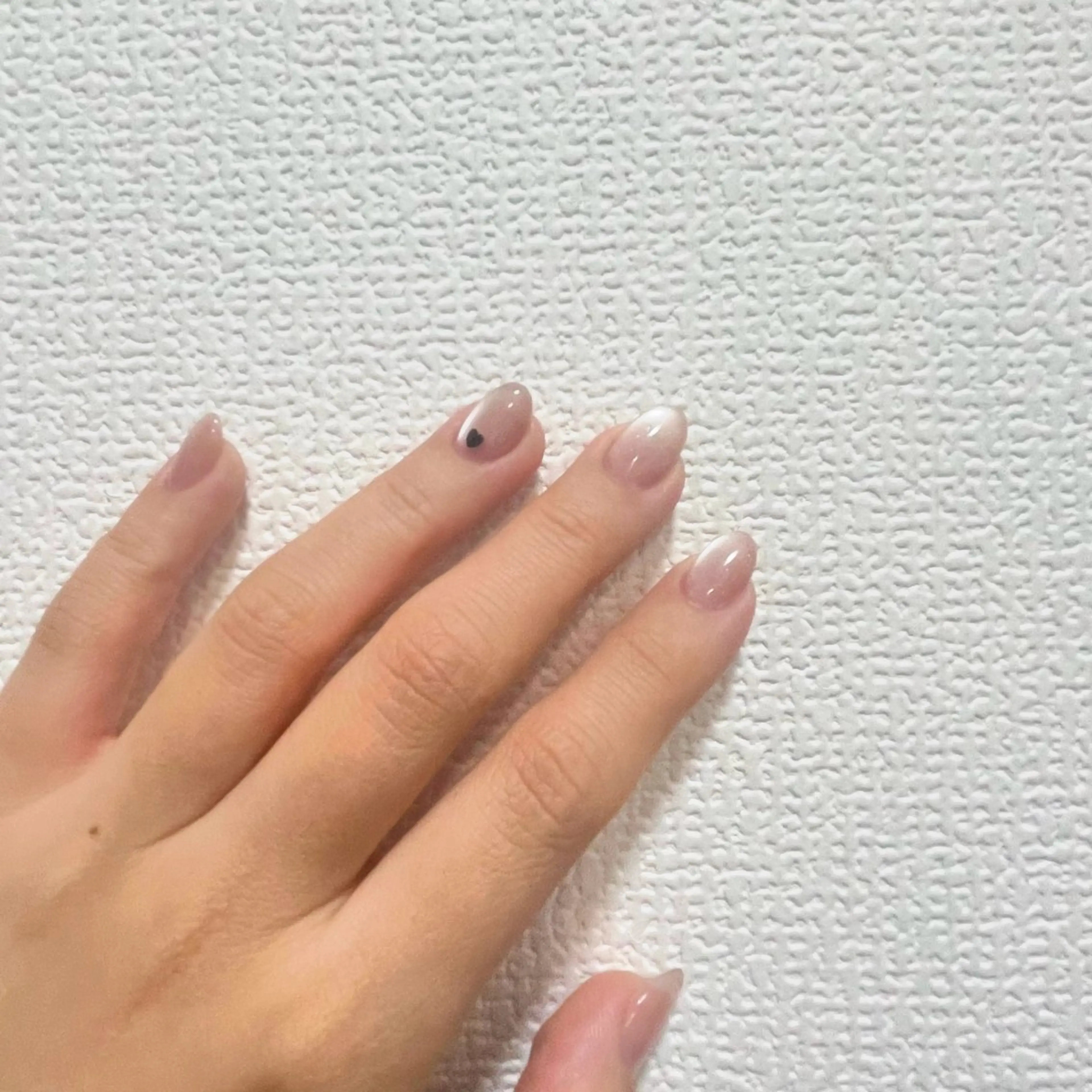 ネイル Rika🌼 シンプル•マグネットのネイルデザイン