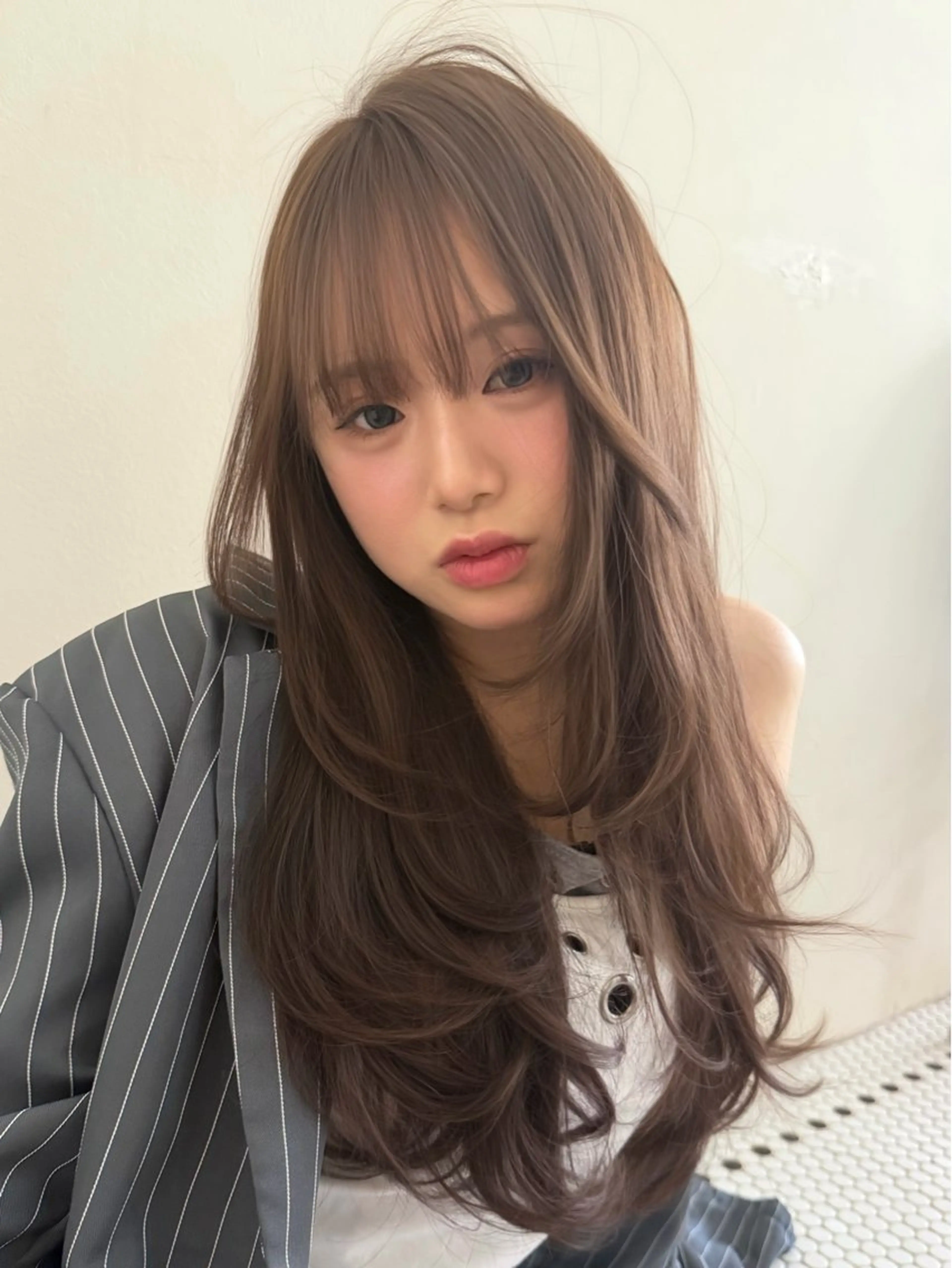 ロング カラー カット ヘアカラー トリートメント 抜きっぱなしブロンド /ハイトーン/カナタのヘアスタイル