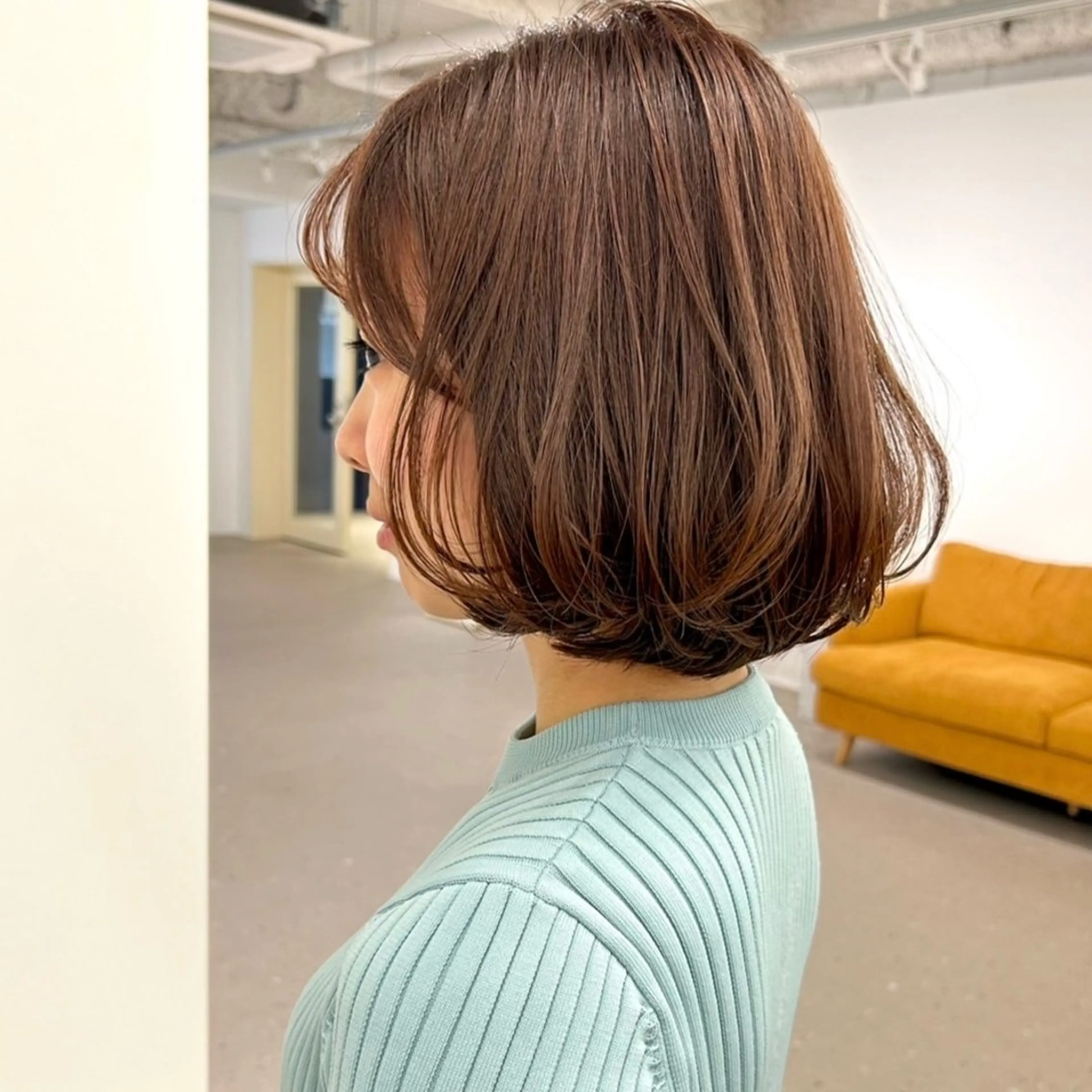 ショート パーマ 髪質改善/艶カラー /透明感/石田桃子のヘアスタイル