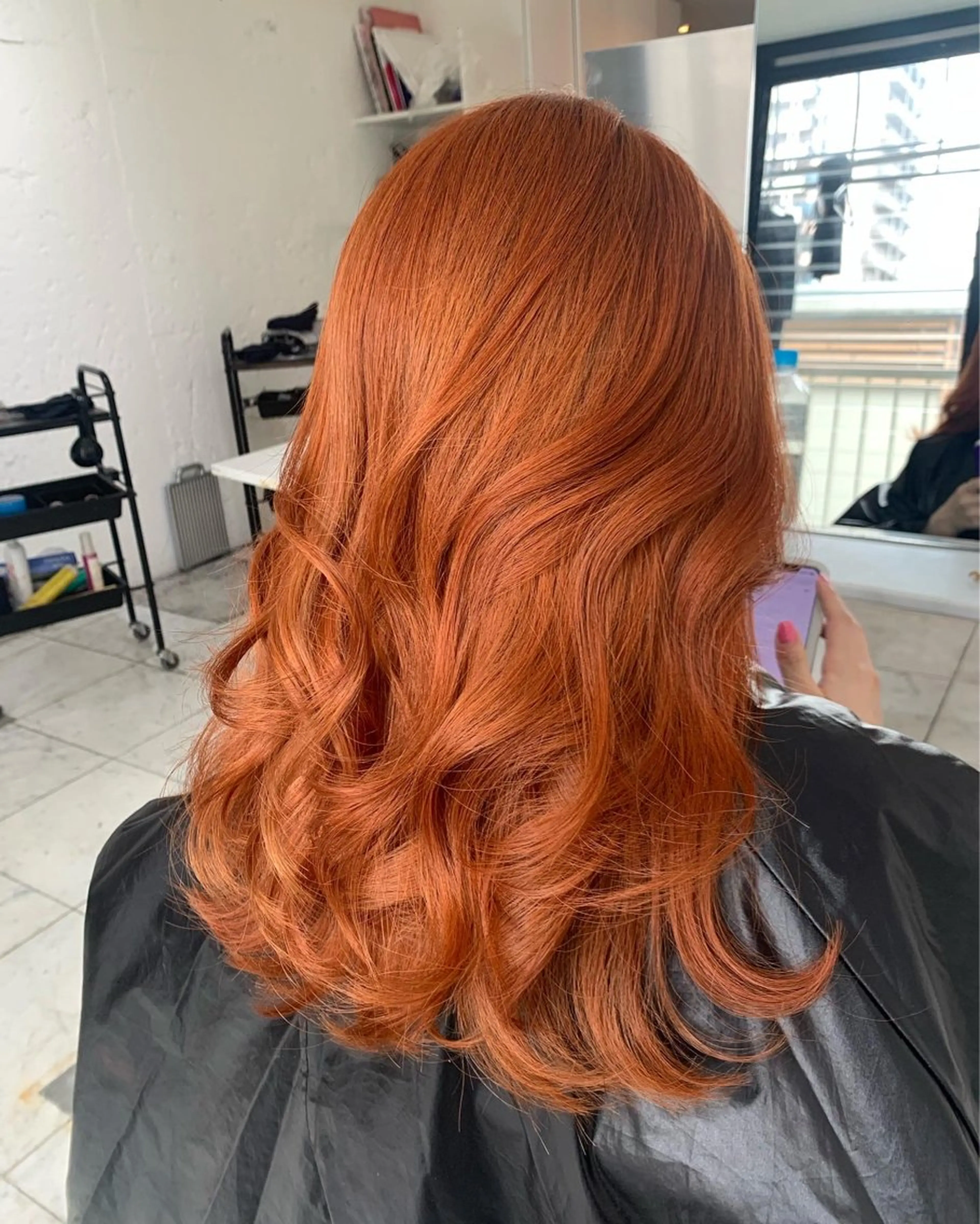 セミロング カラー ブリーチ ケアブリーチ ダブルカラー オレンジ トリートメント カット ヘアカラー トリートメント RYOSUKE ハイトーンのヘアスタイル